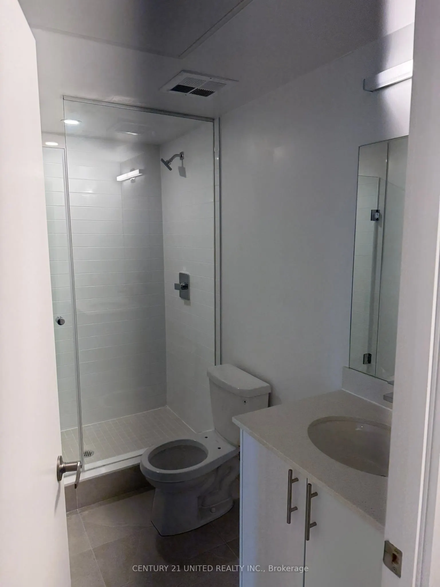 80 Bond Street E, #1601