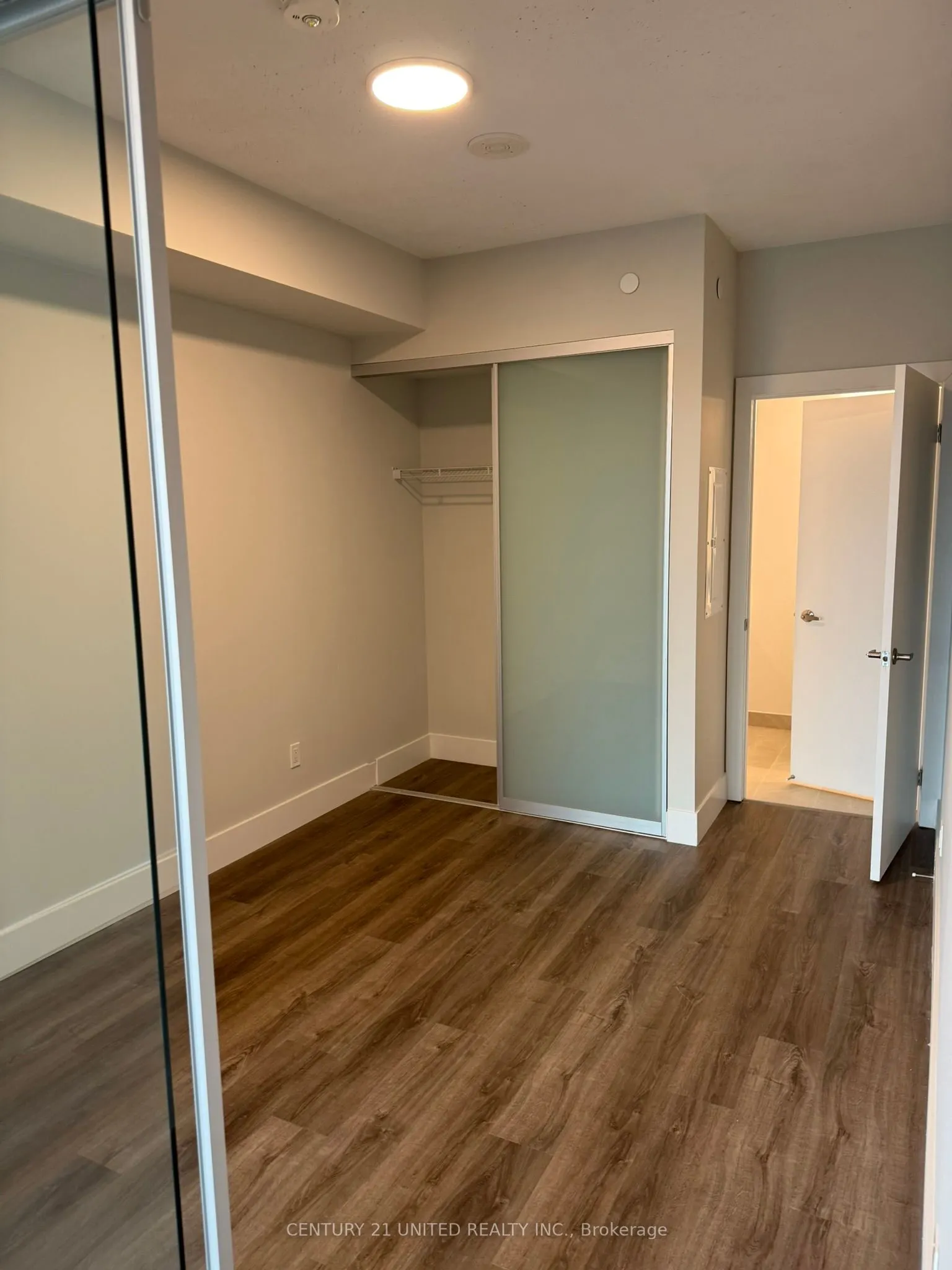 80 Bond Street E, #1601