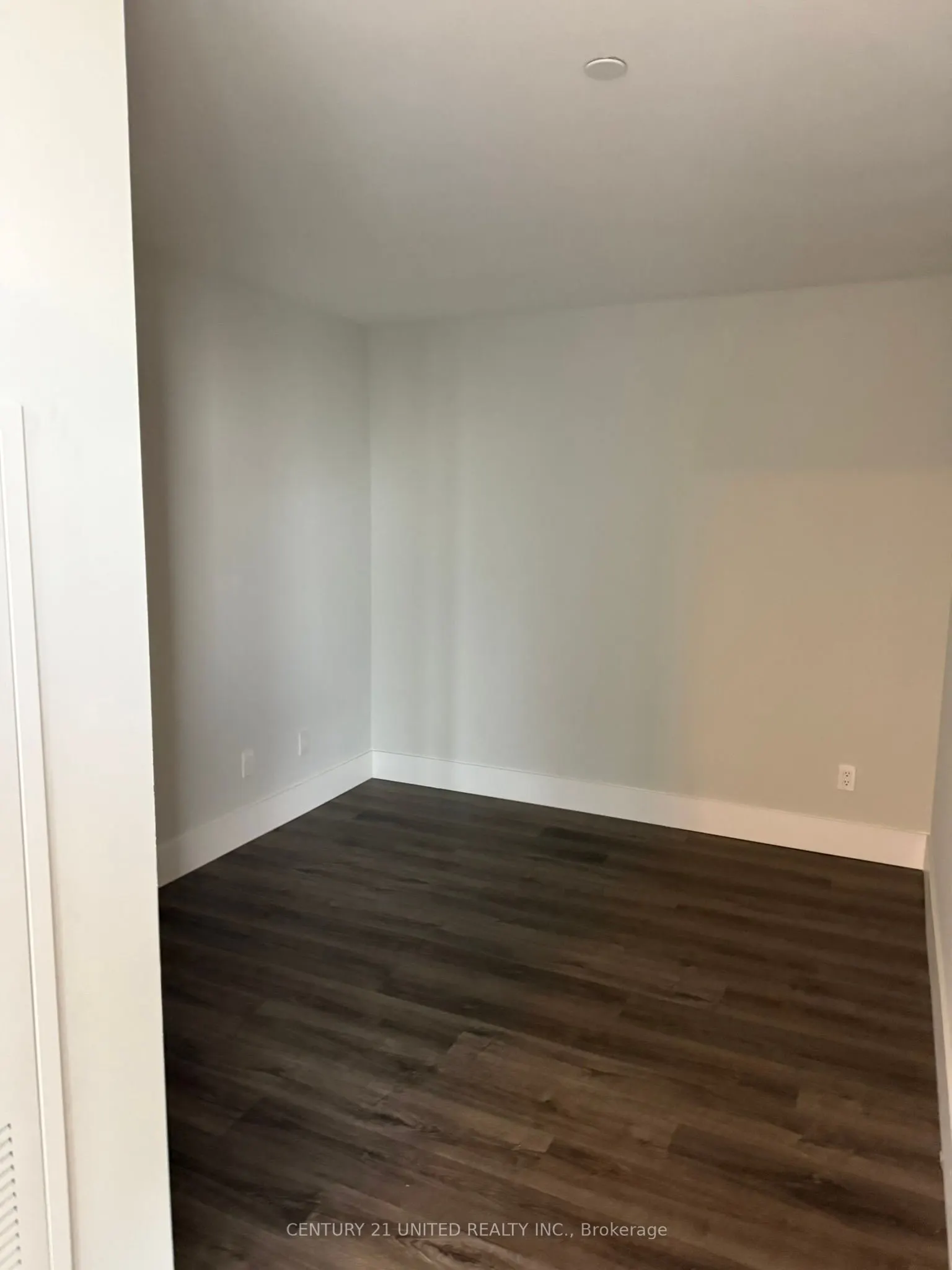 80 Bond Street E, #1601