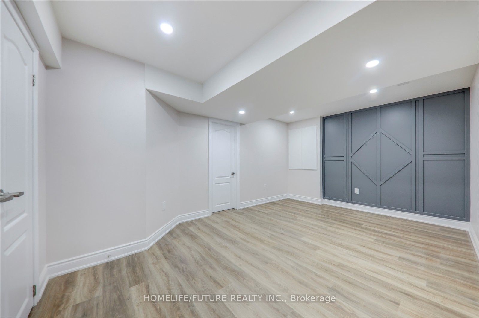 1381 Clearbrook Drive, #Bsmt B