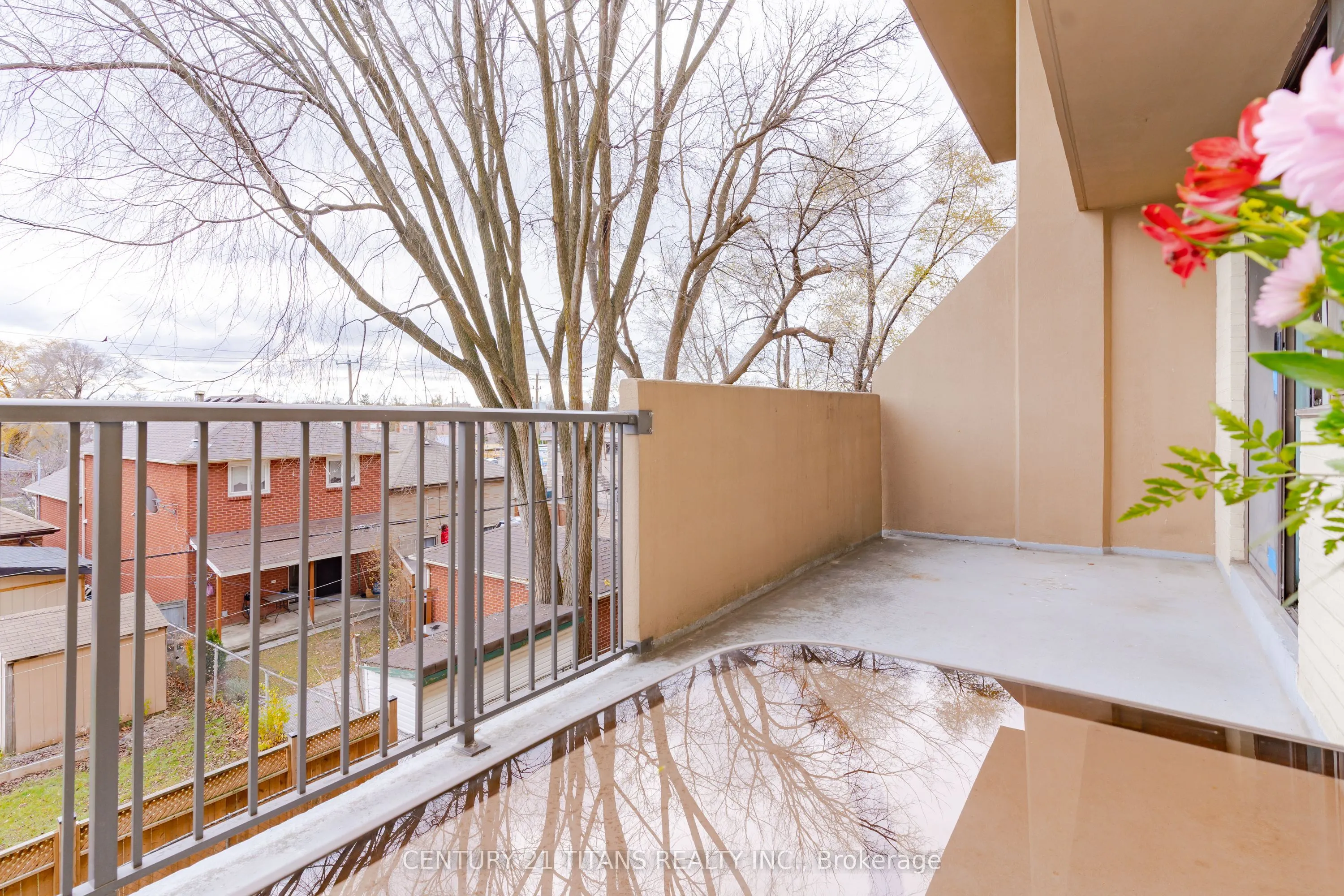 665 Kennedy Road, #328