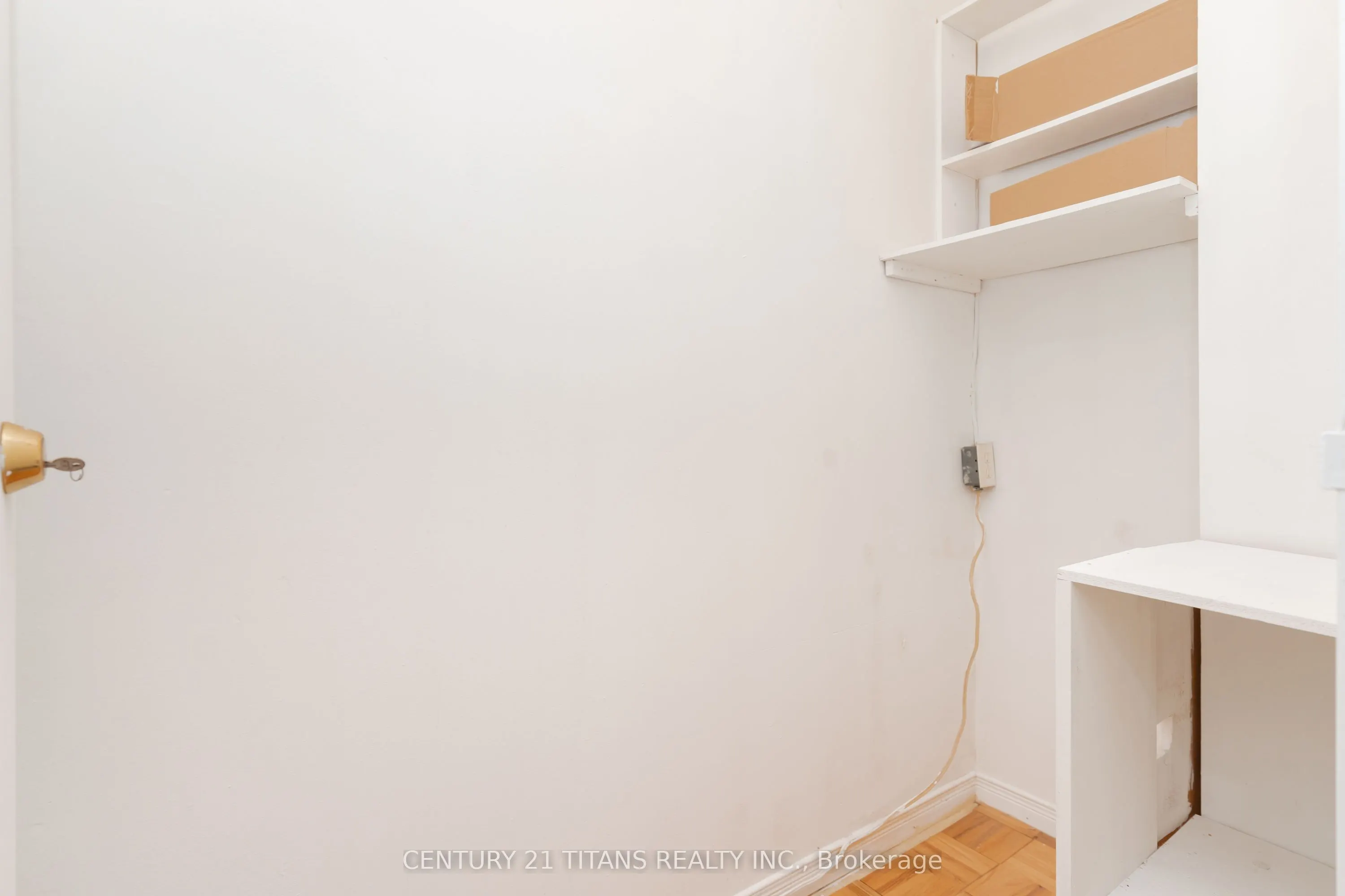 665 Kennedy Road, #328