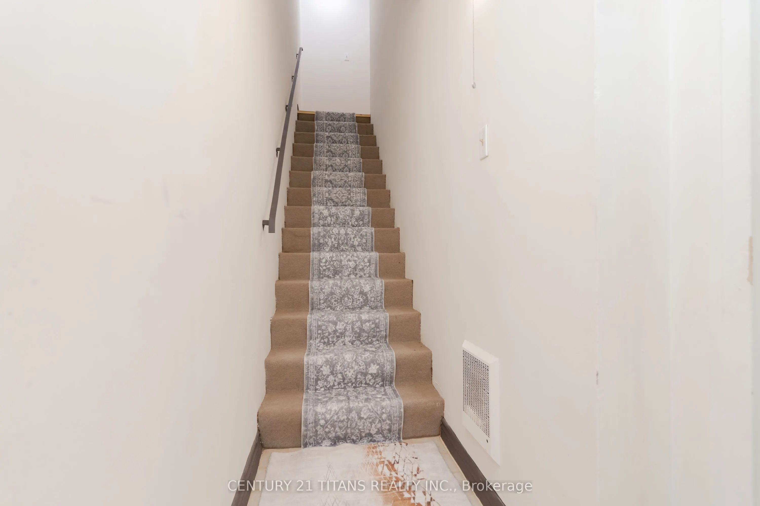 665 Kennedy Road, #328