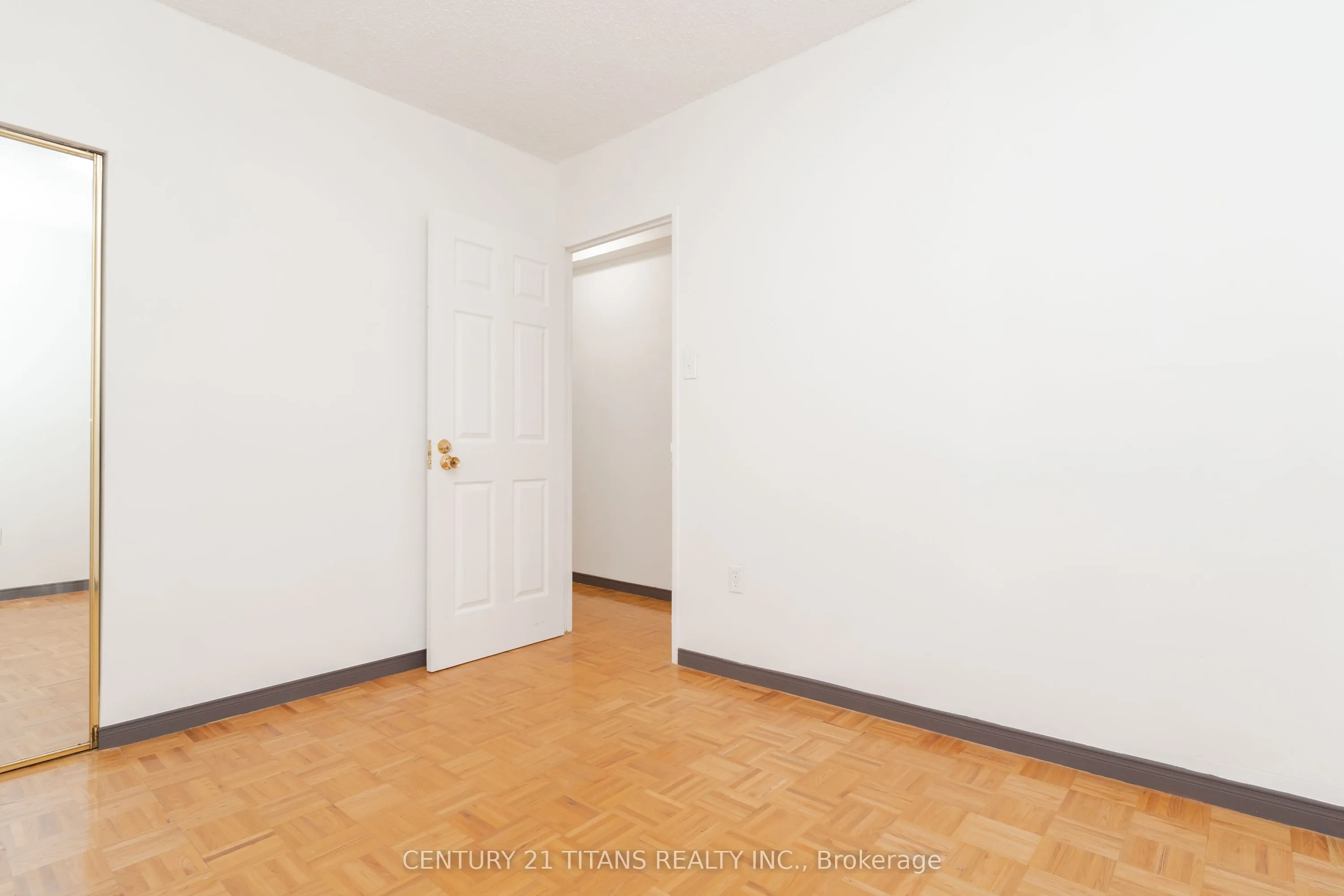 665 Kennedy Road, #328