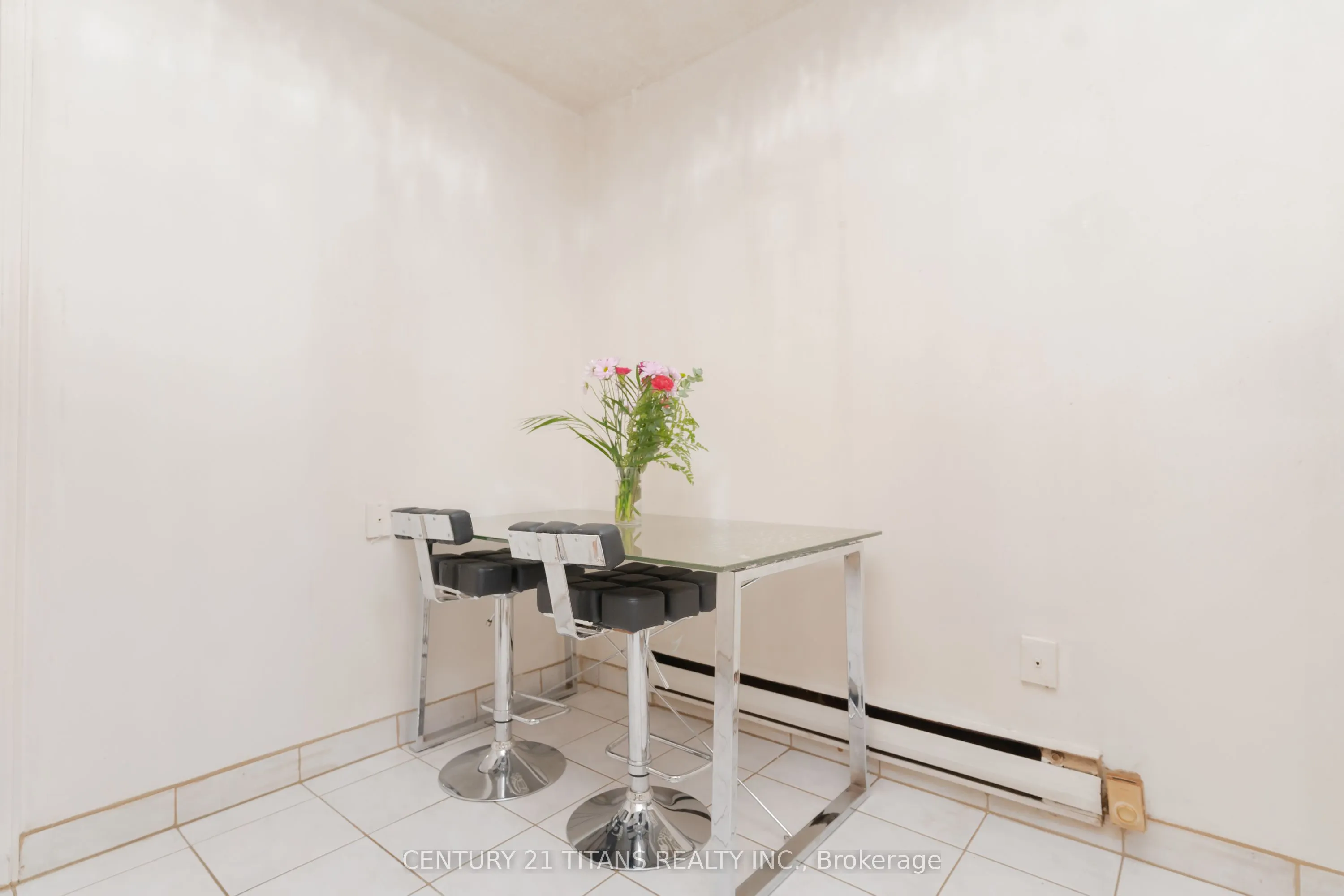 665 Kennedy Road, #328