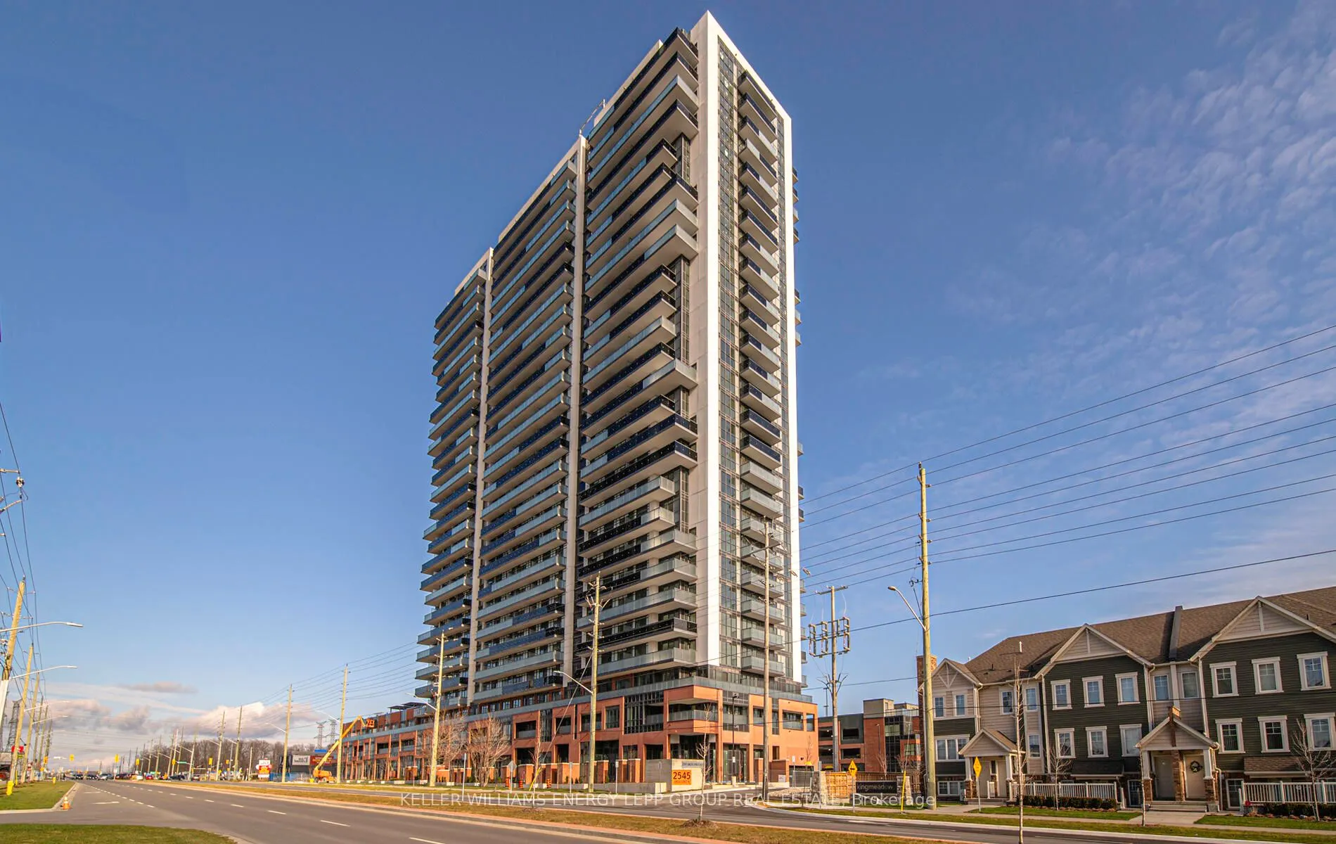 2545 Simcoe Street N, #615