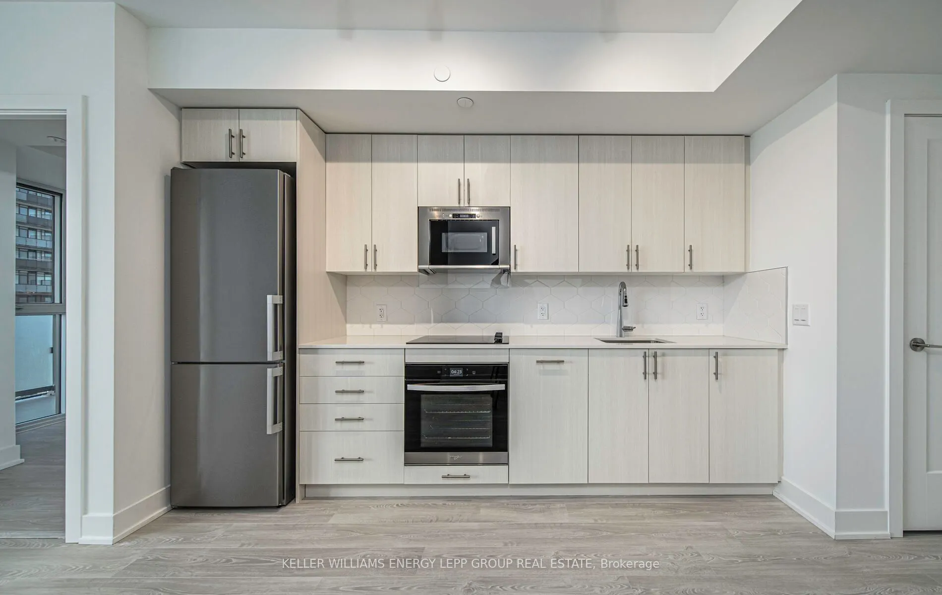 2545 Simcoe Street N, #615