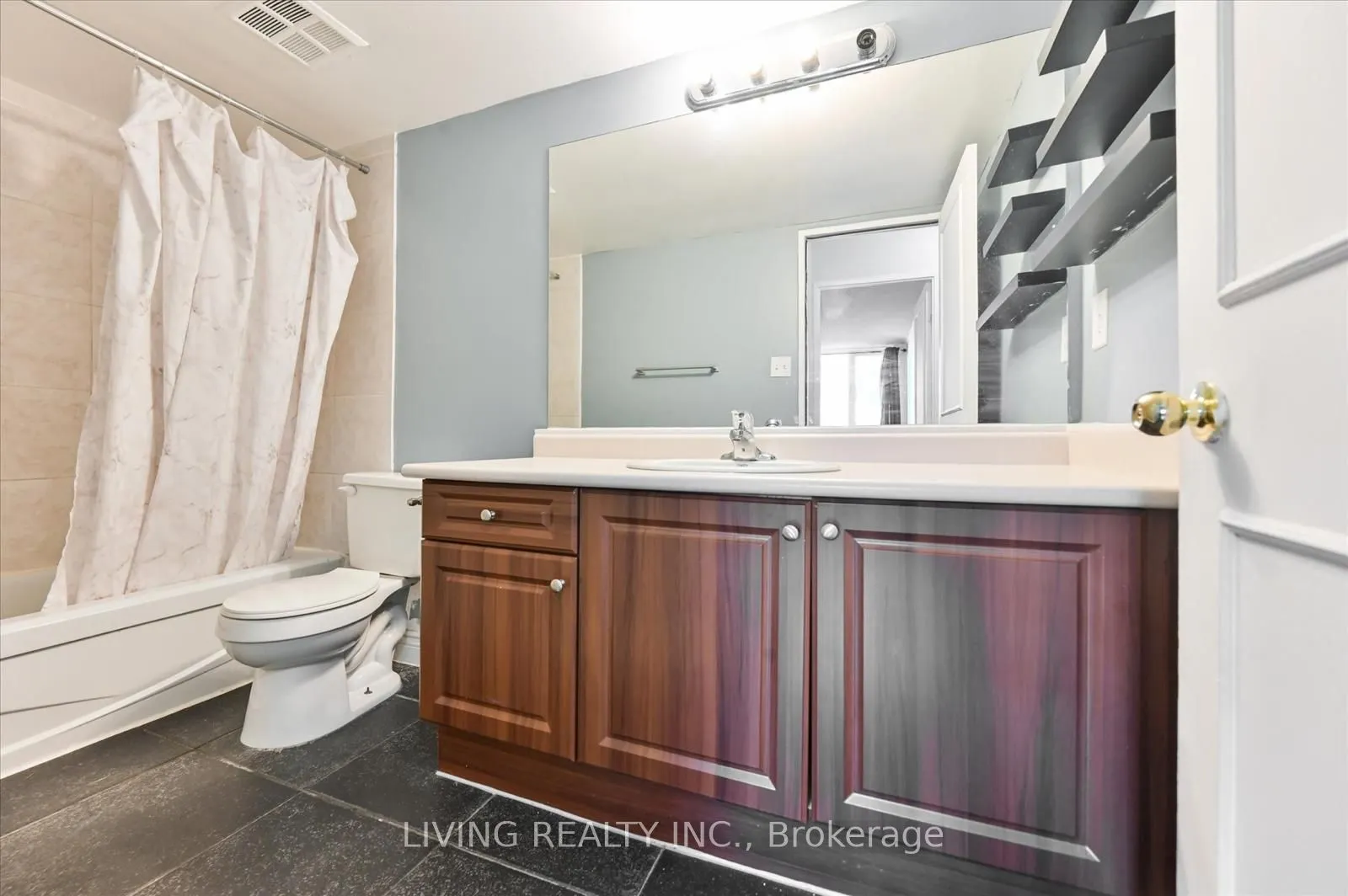 15 Sewells Road, #1201