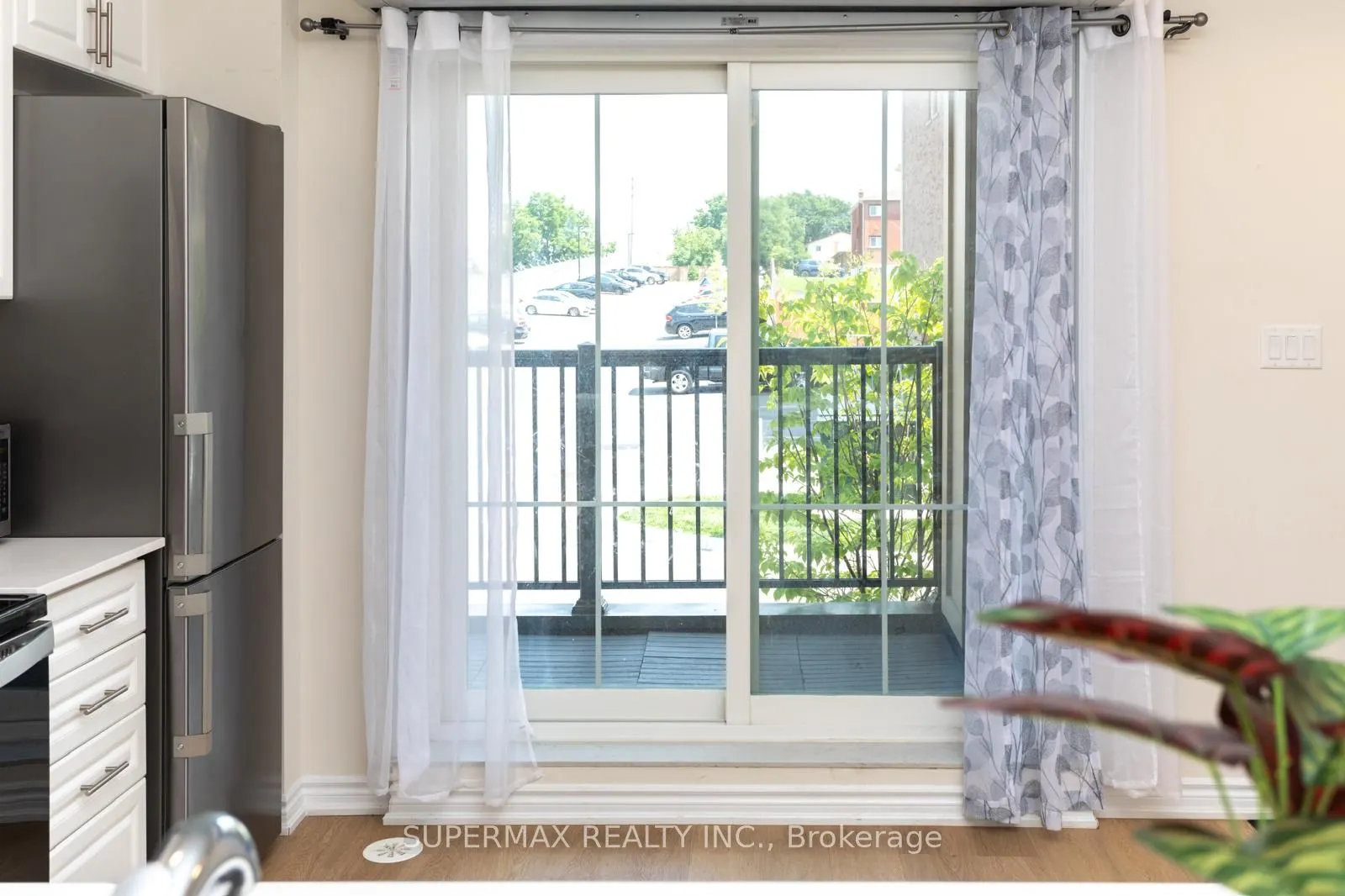 470 Beresford Path, #10