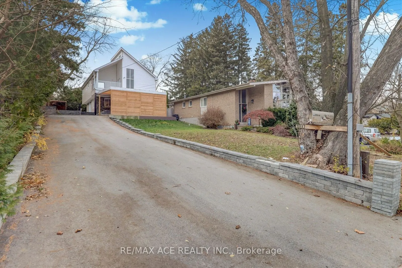 1844 Spruce Hill Road