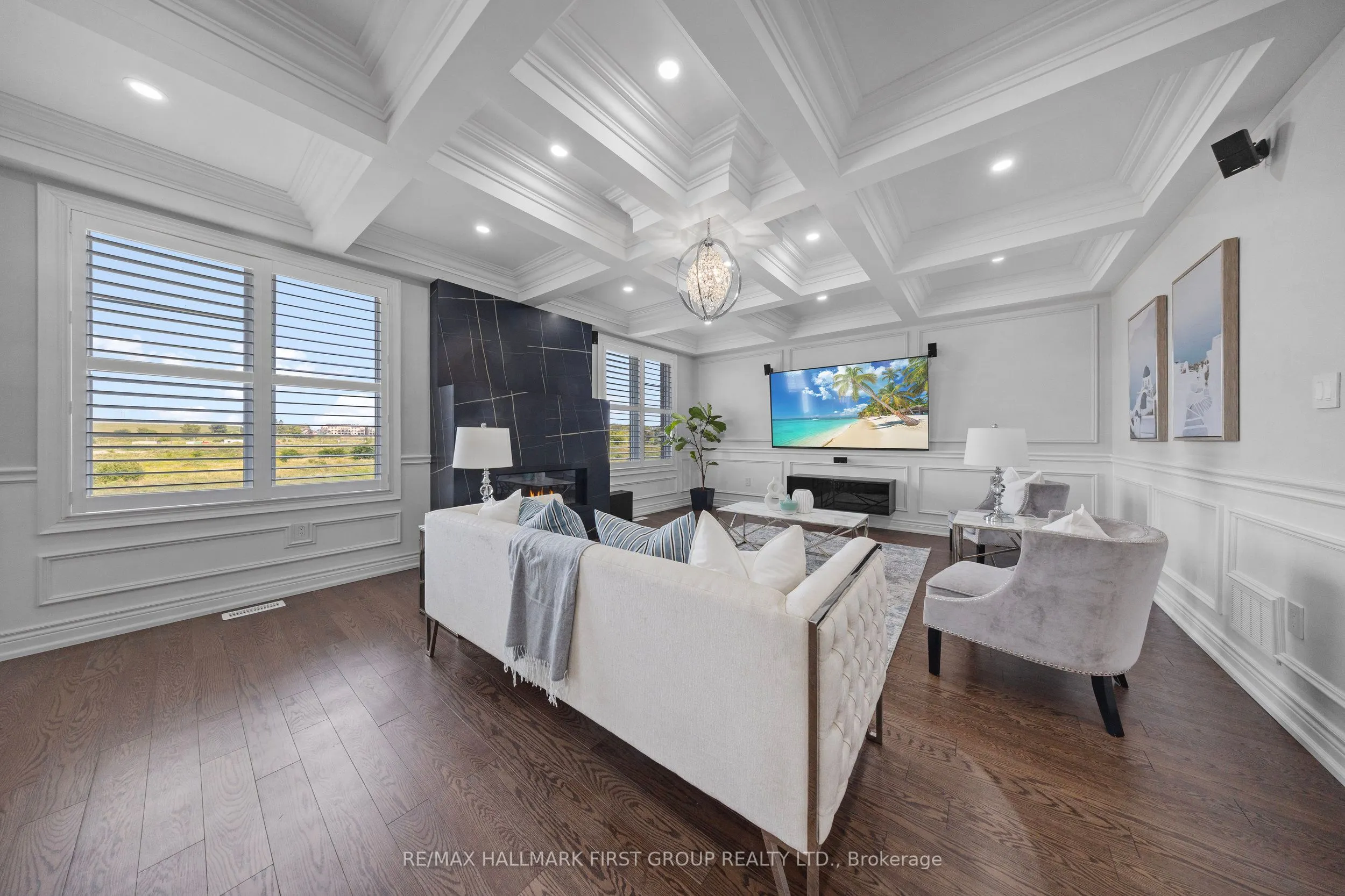 27 Yacht Drive