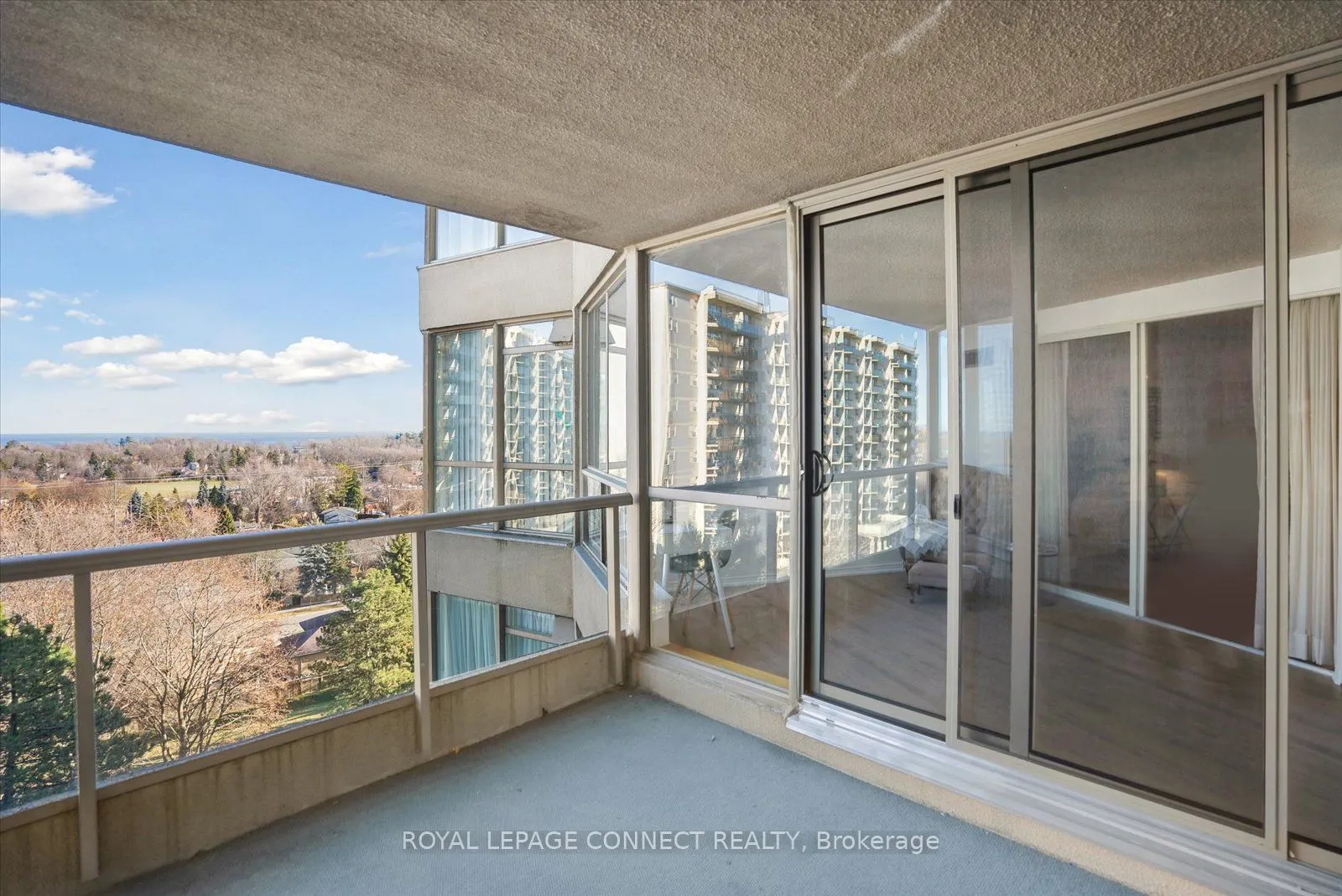20 Guildwood Parkway #706