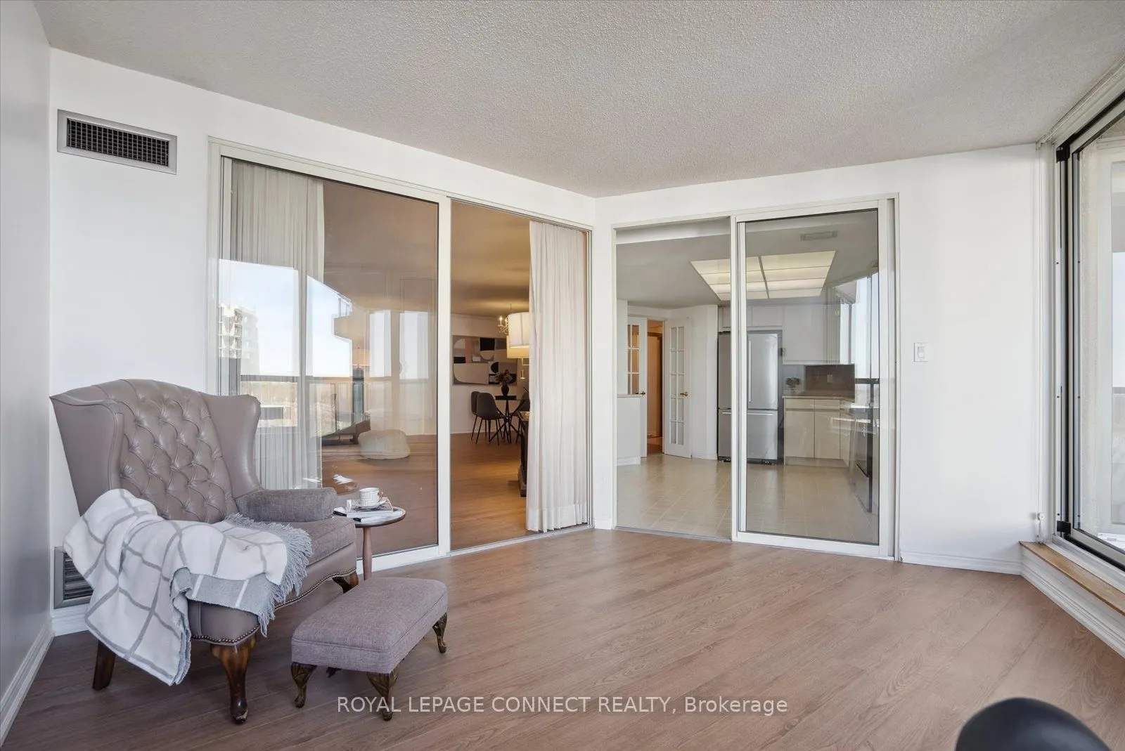 20 Guildwood Parkway #706