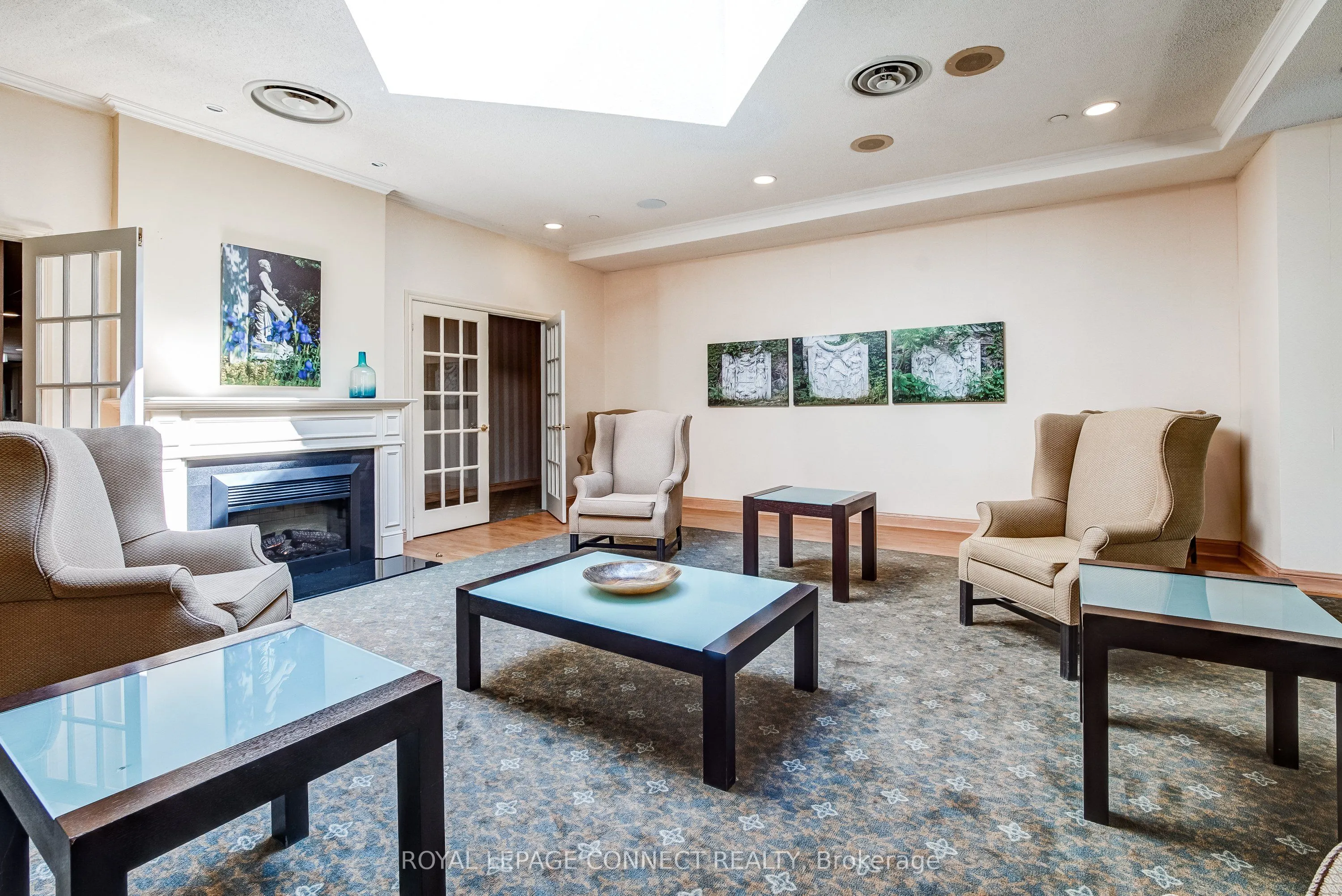 20 Guildwood Parkway #706