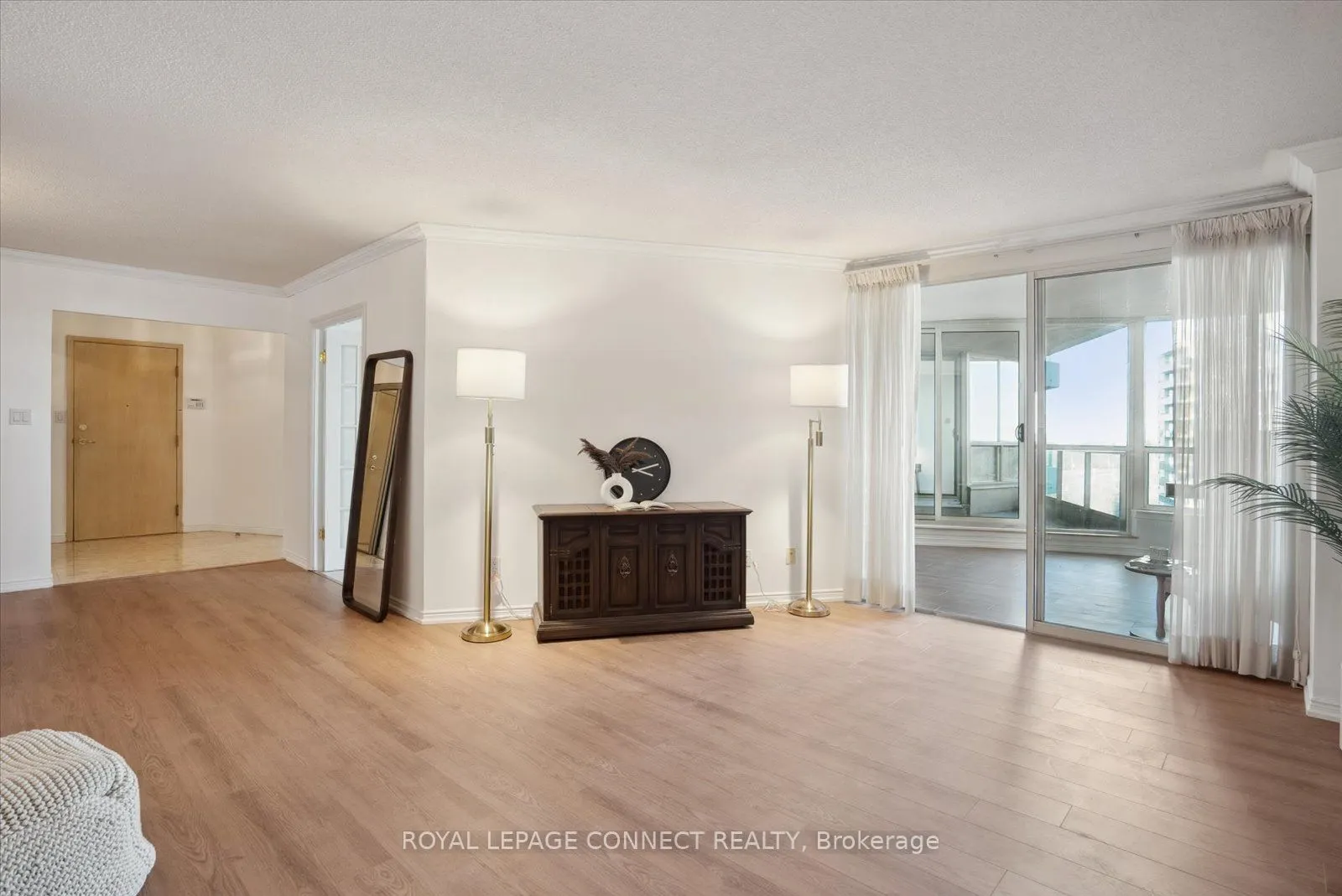 20 Guildwood Parkway #706