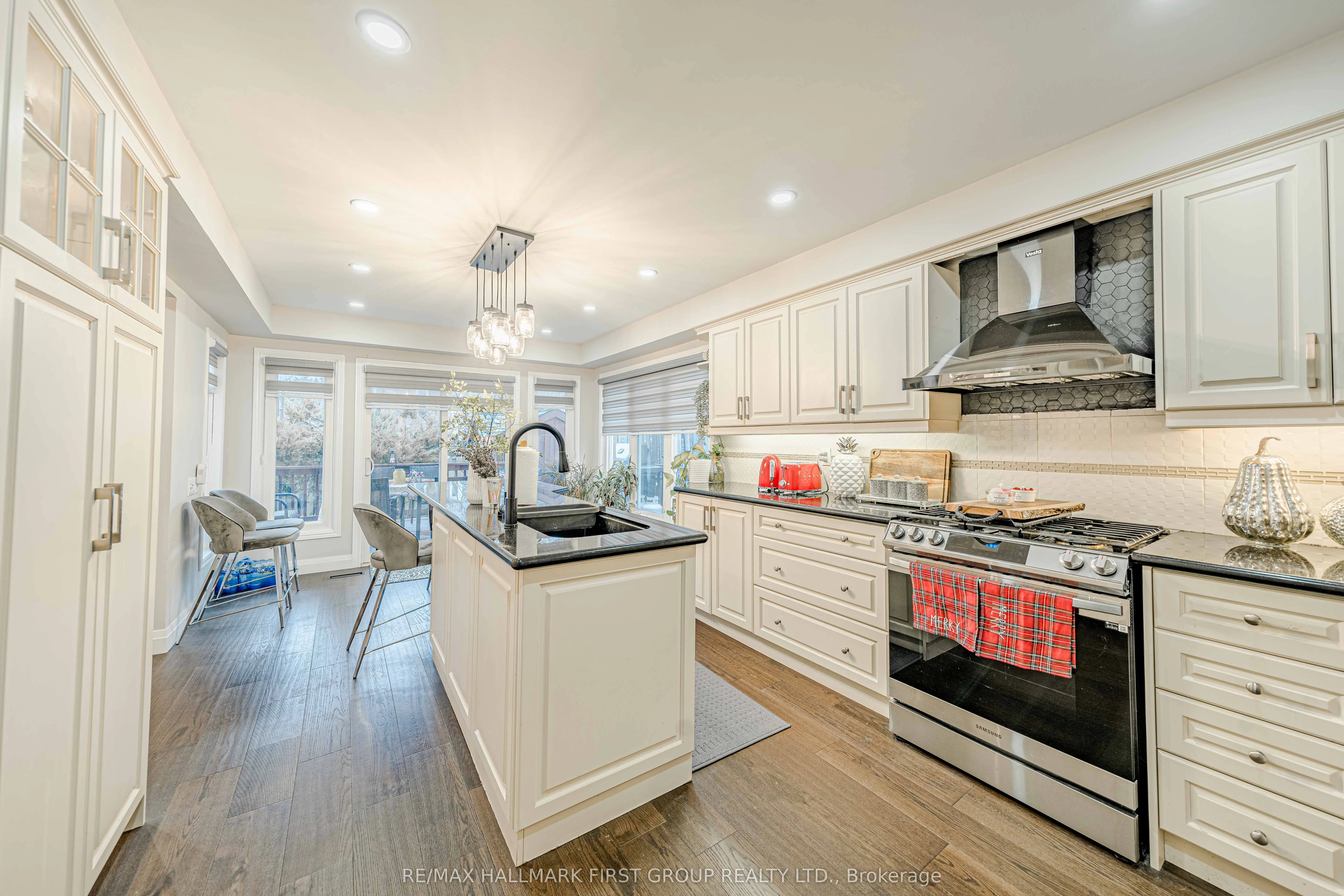 36 MILNER Crescent