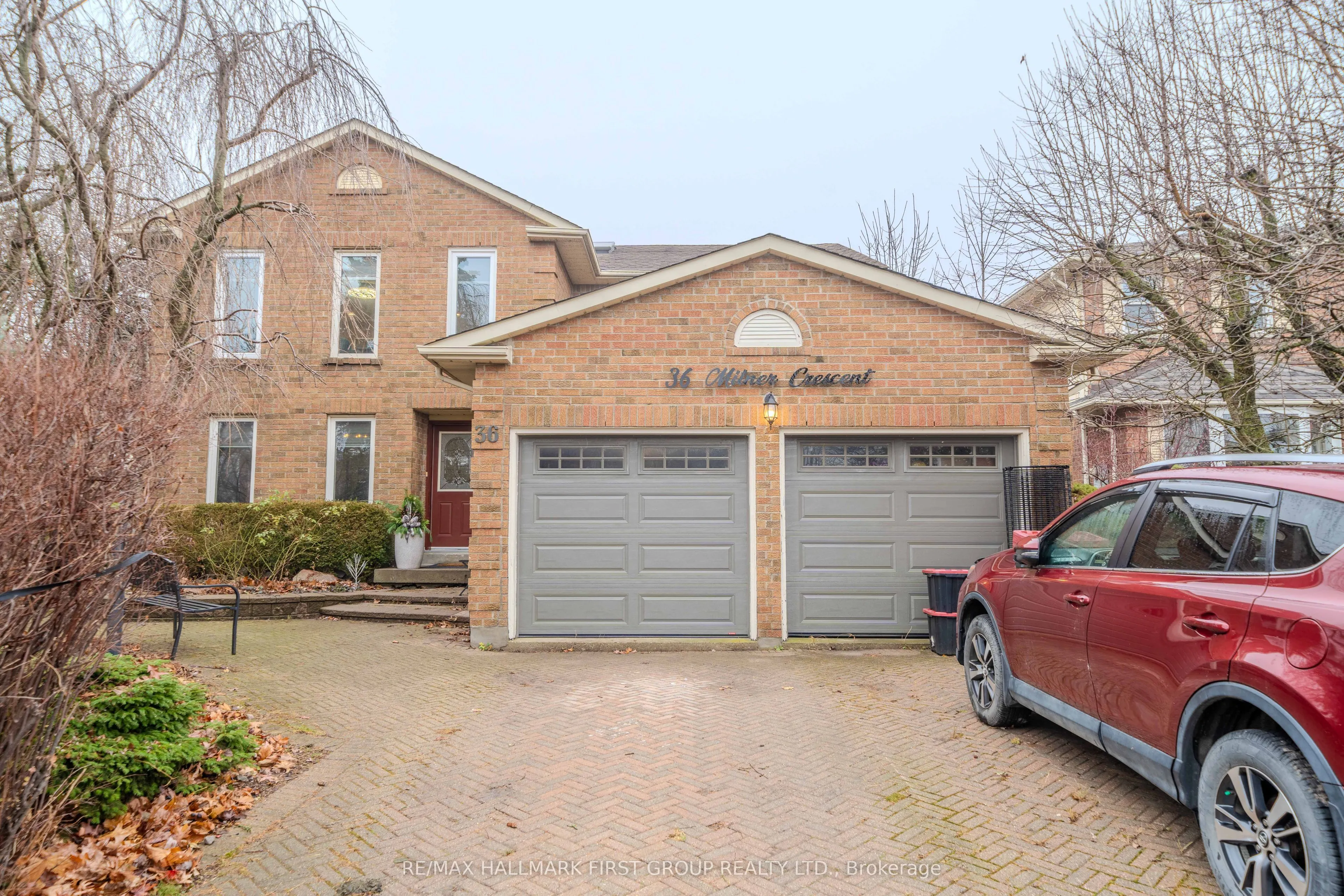 36 MILNER Crescent