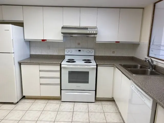 350 Alton Towers Circle, #401