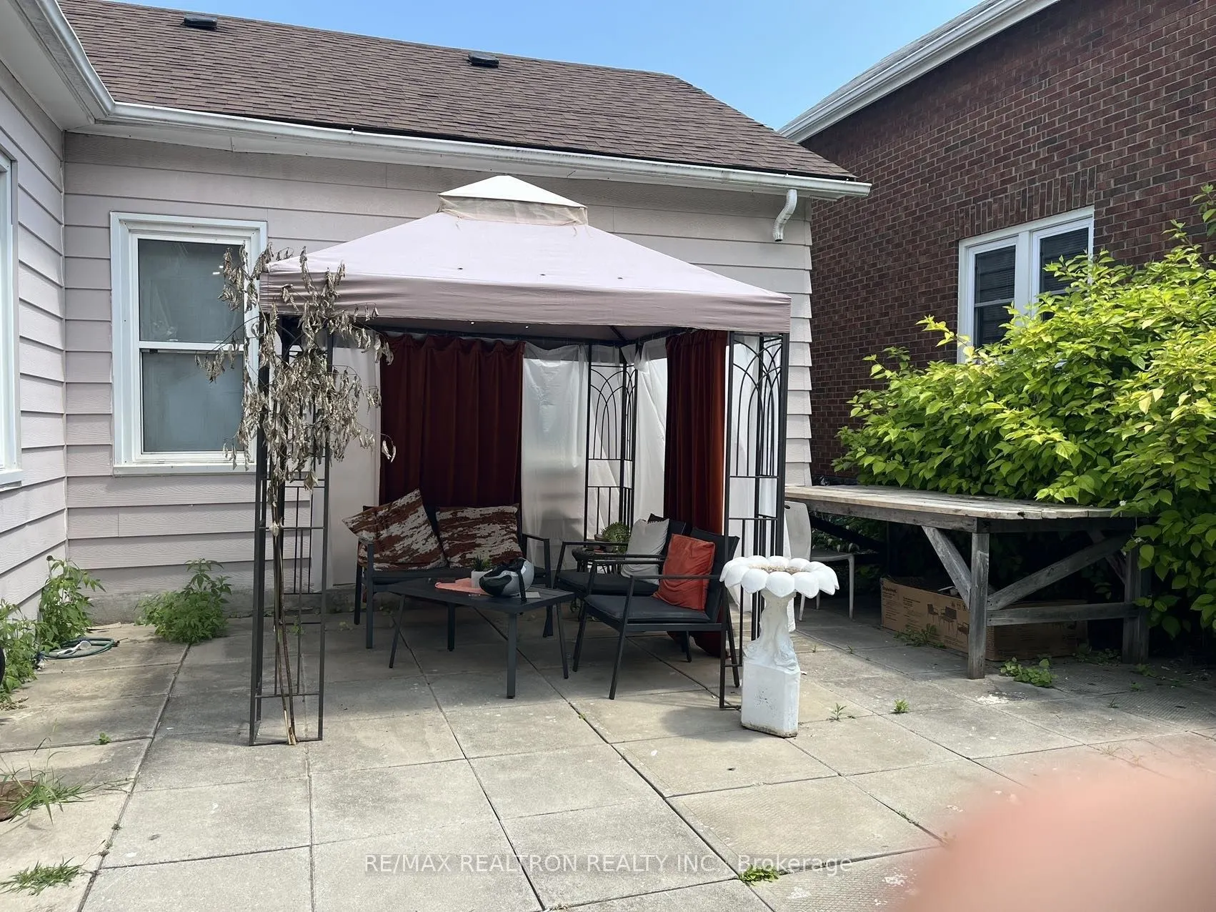 292 Celina Street