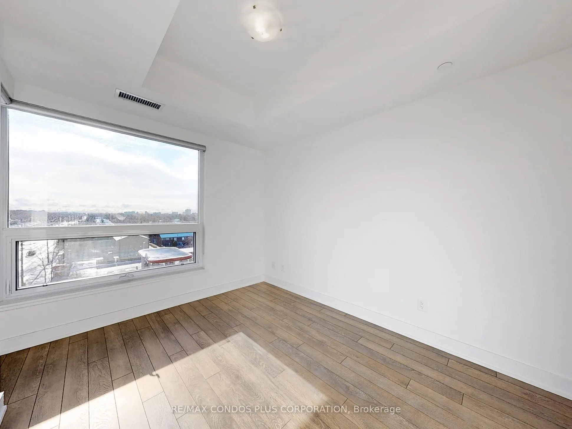 1350 Ellesmere Road, #615