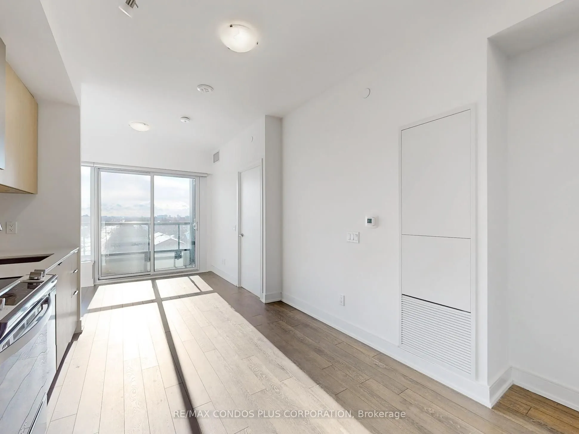 1350 Ellesmere Road, #615