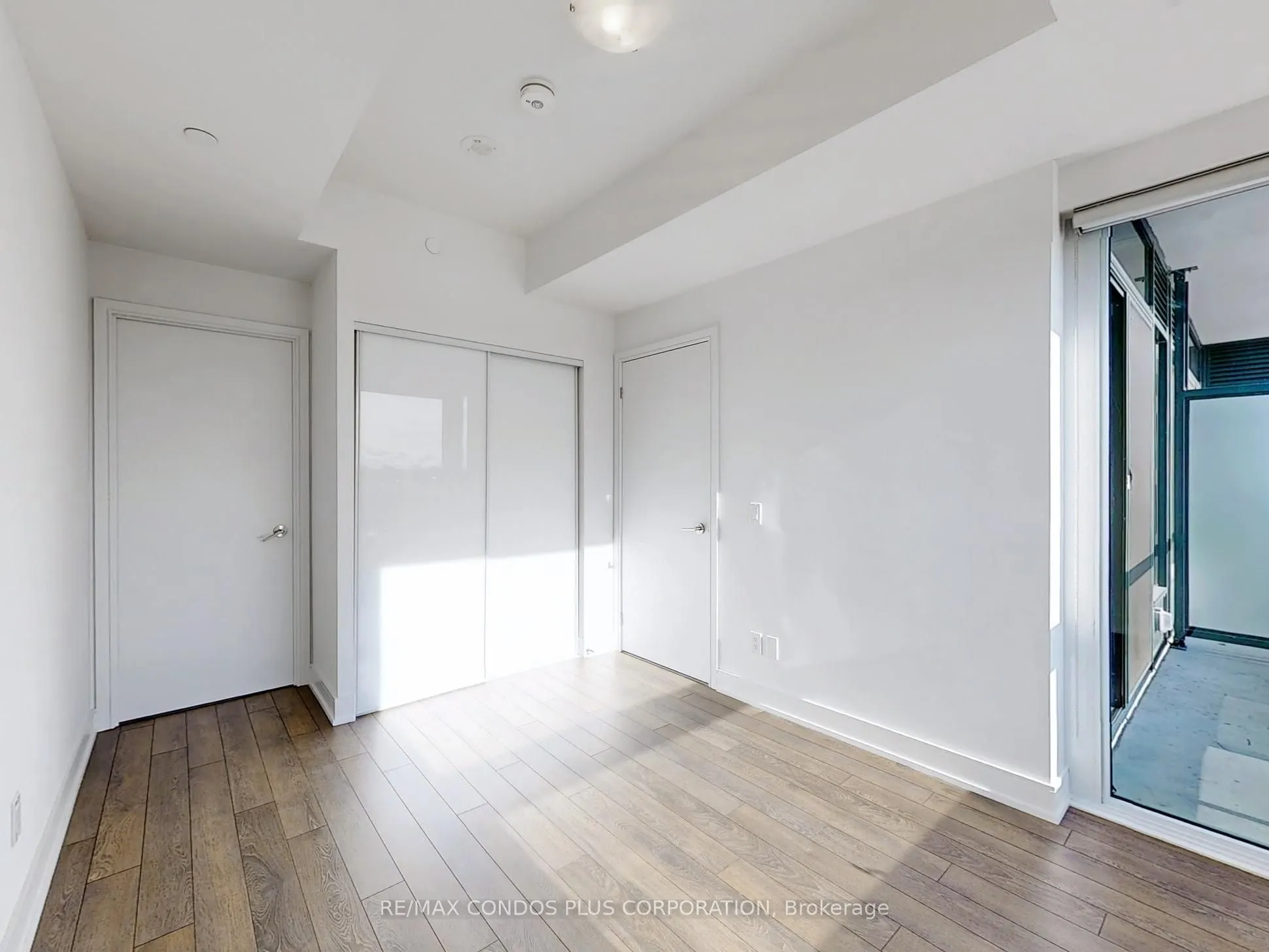 1350 Ellesmere Road, #615