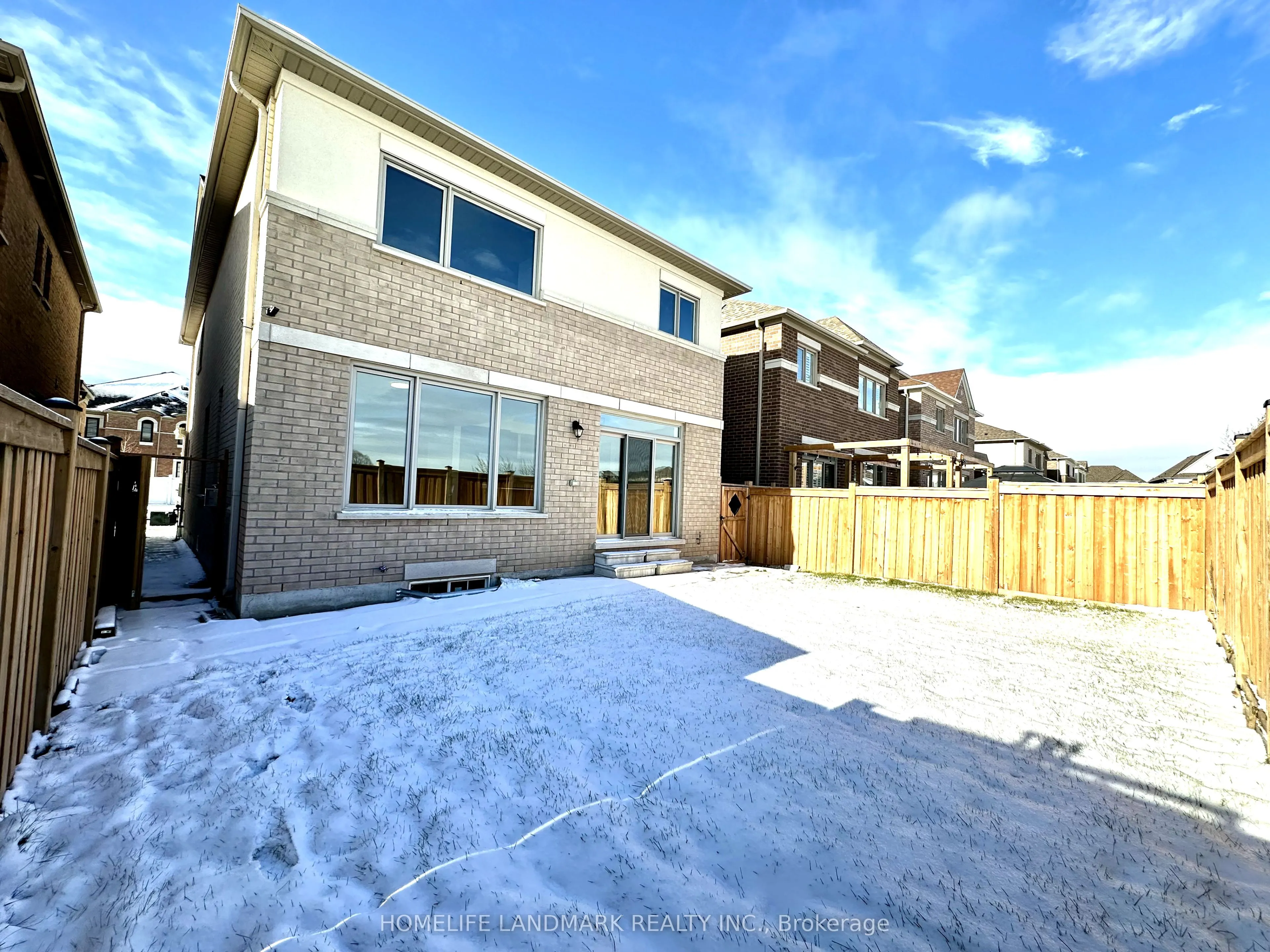 37 Maskell Crescent
