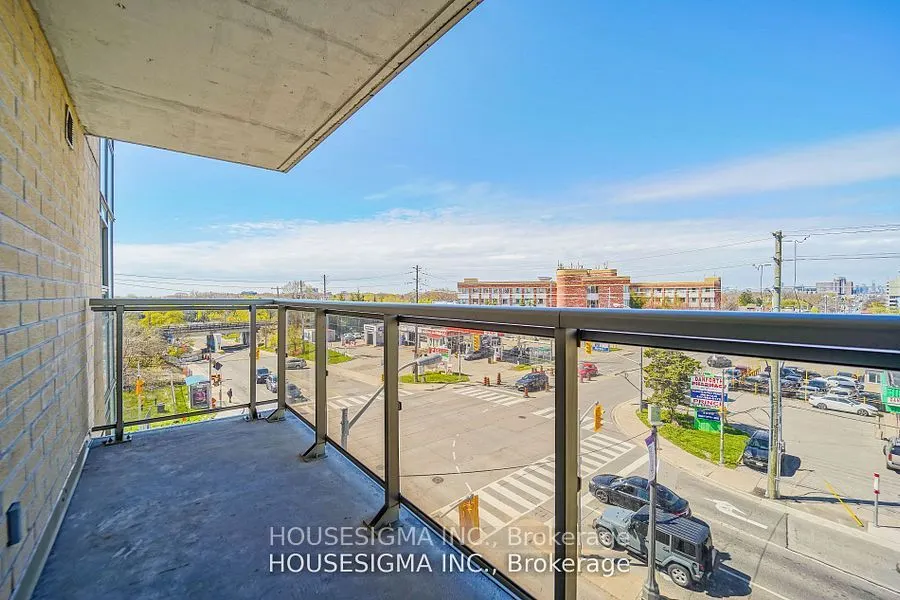 3520 Danforth Avenue, #417