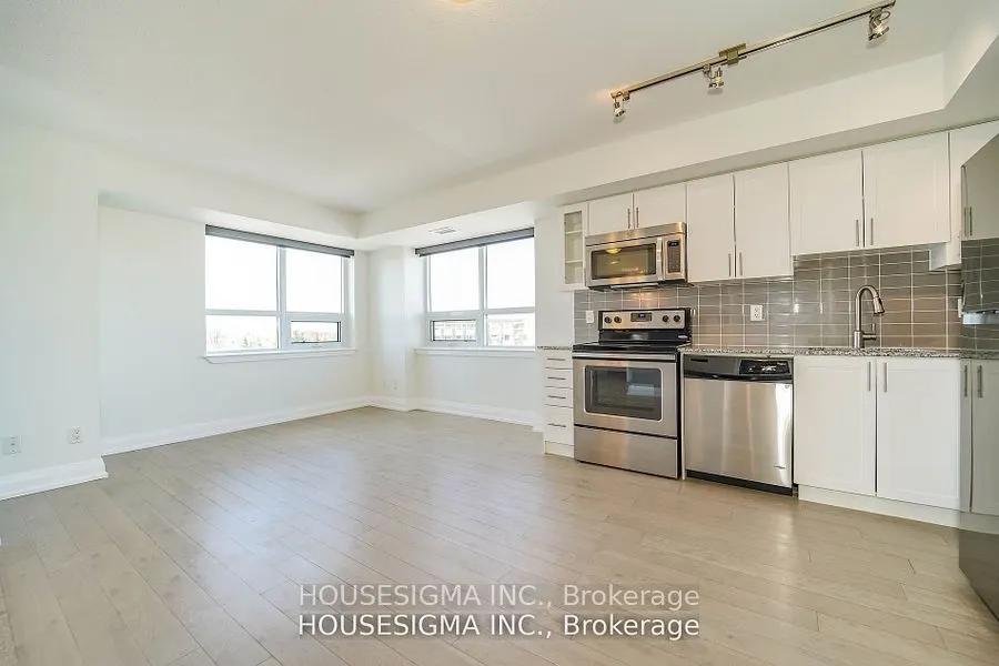 3520 Danforth Avenue, #417