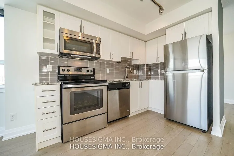 3520 Danforth Avenue, #417