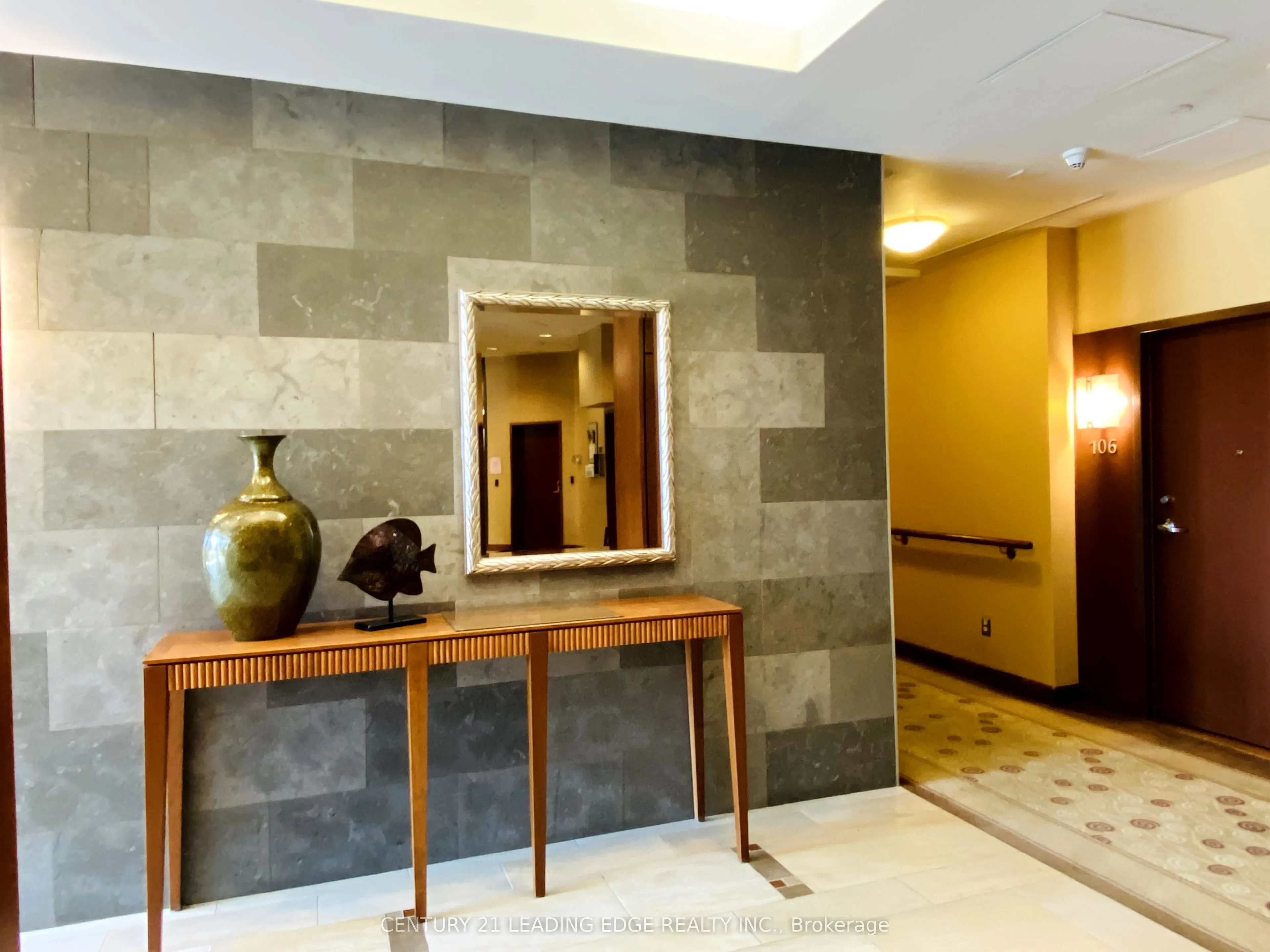 90 SCOTTFIELD Drive, #306