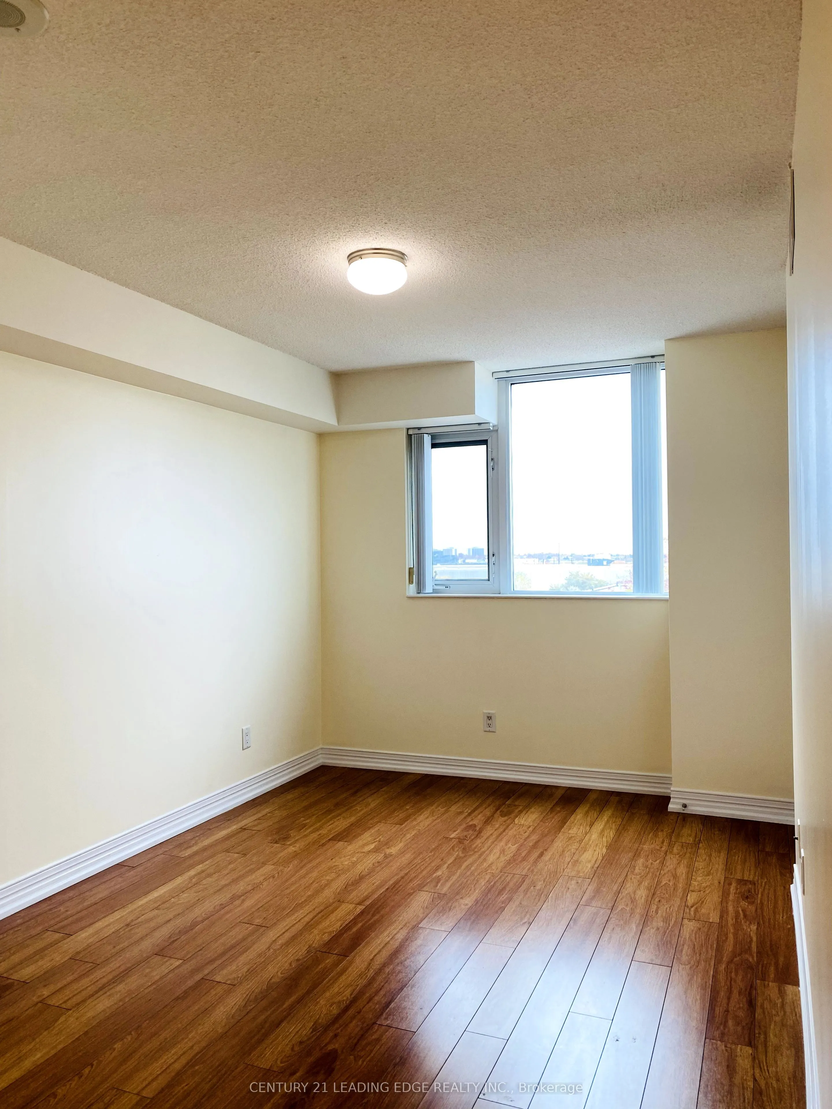 90 SCOTTFIELD Drive, #306