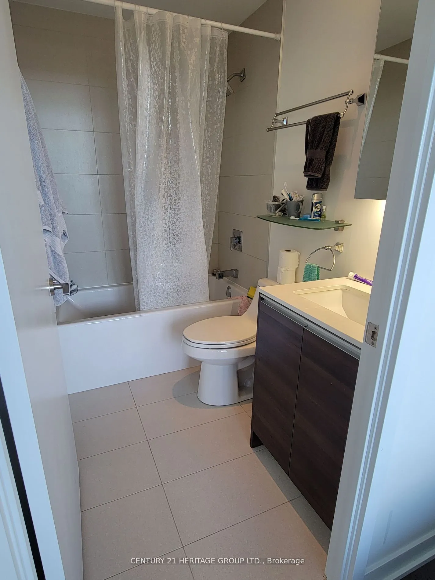 1190 Dundas Street E #1114