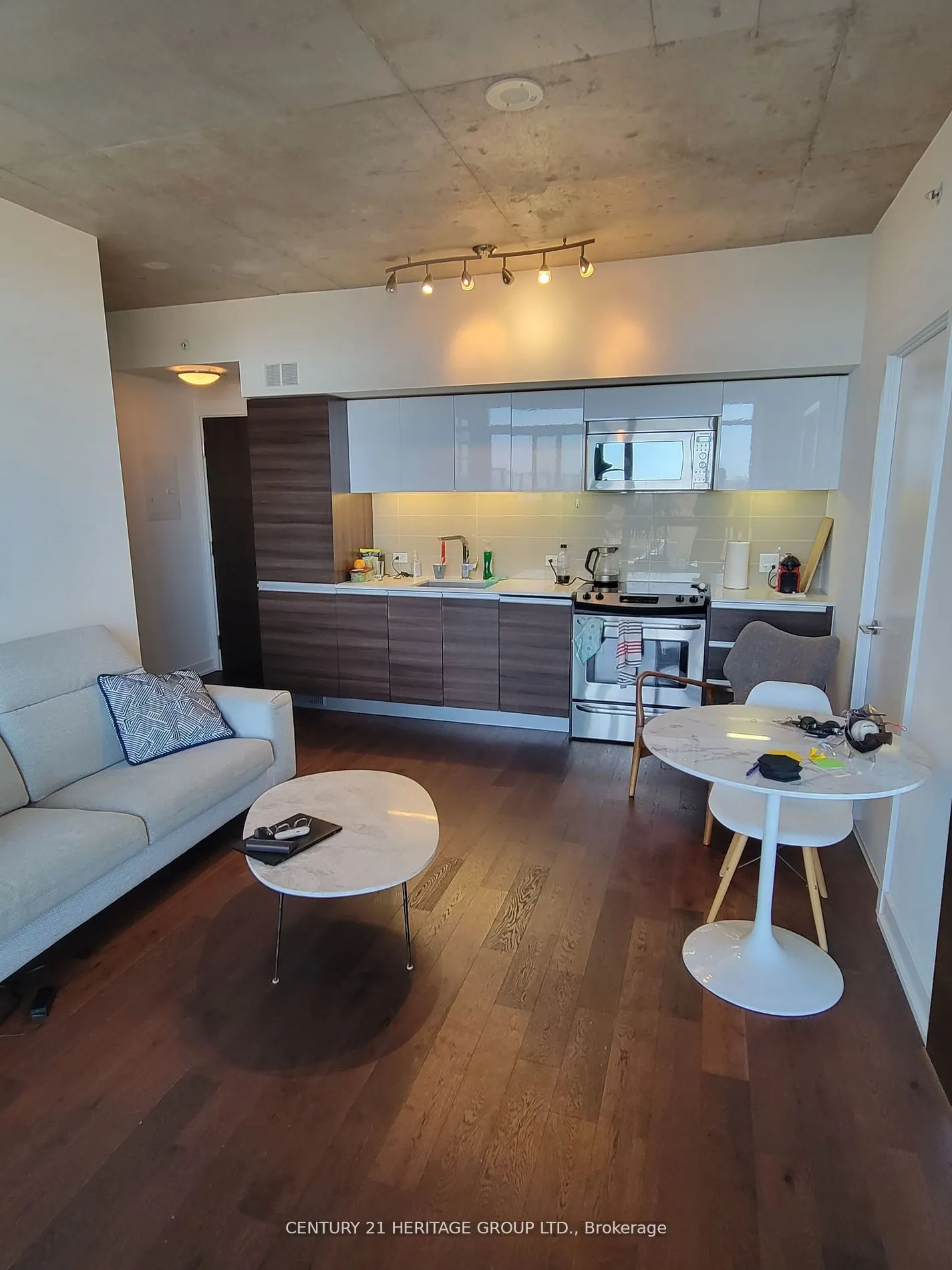 1190 Dundas Street E #1114