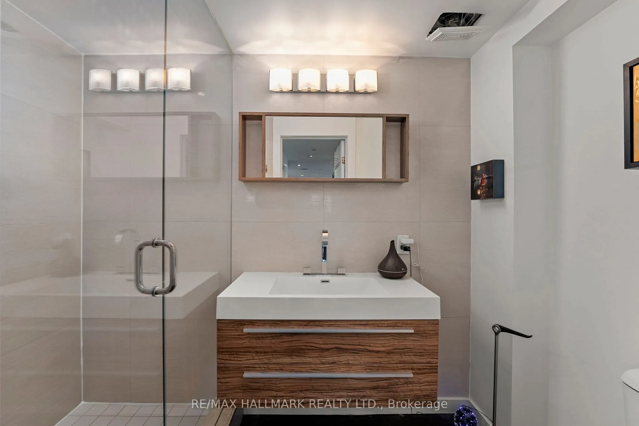 1173 Dundas Street E, #226