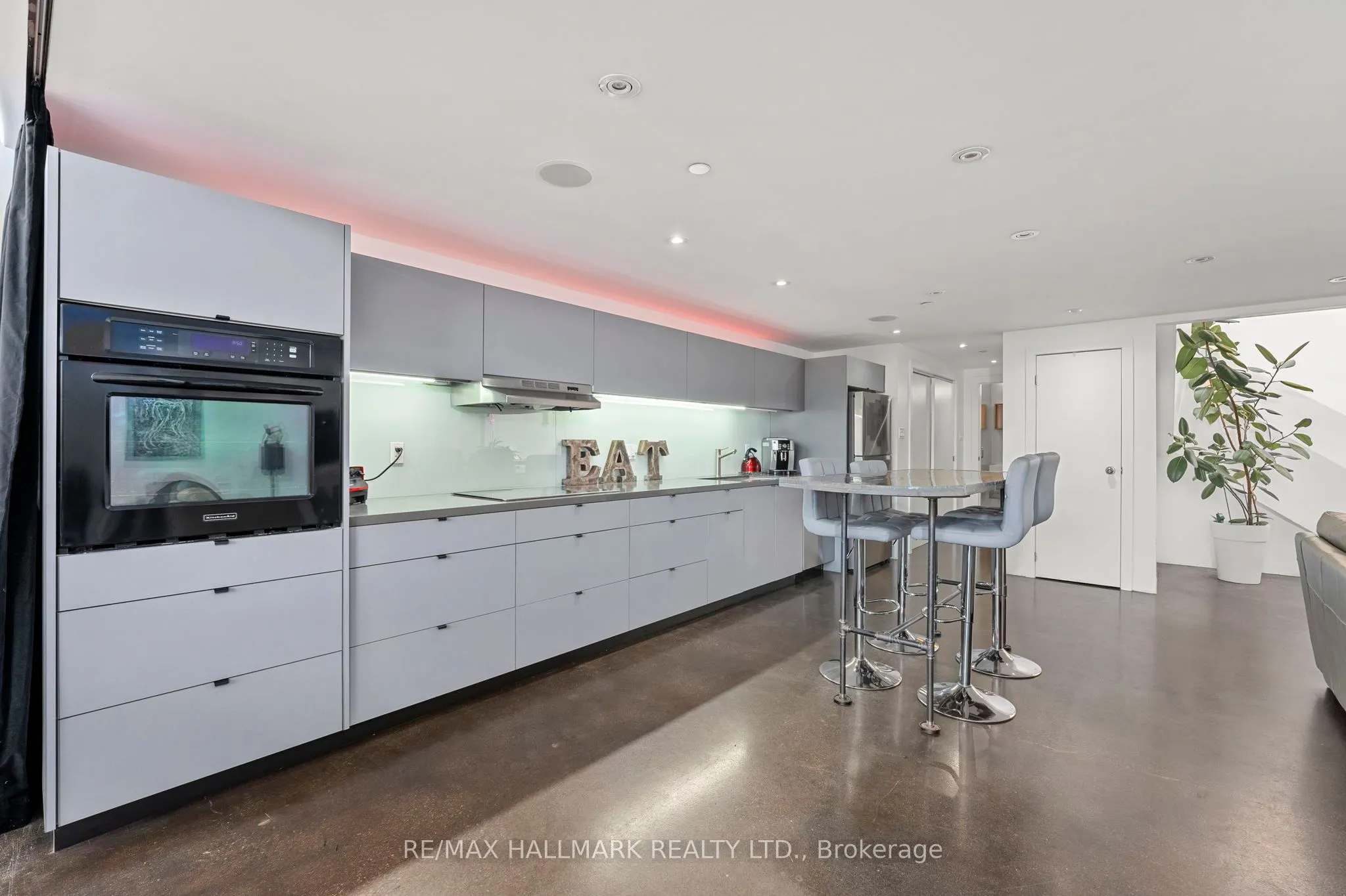 1173 Dundas Street E, #226