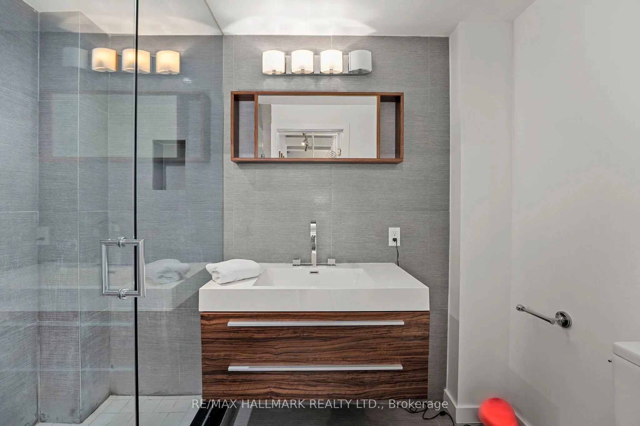 1173 Dundas Street E, #226