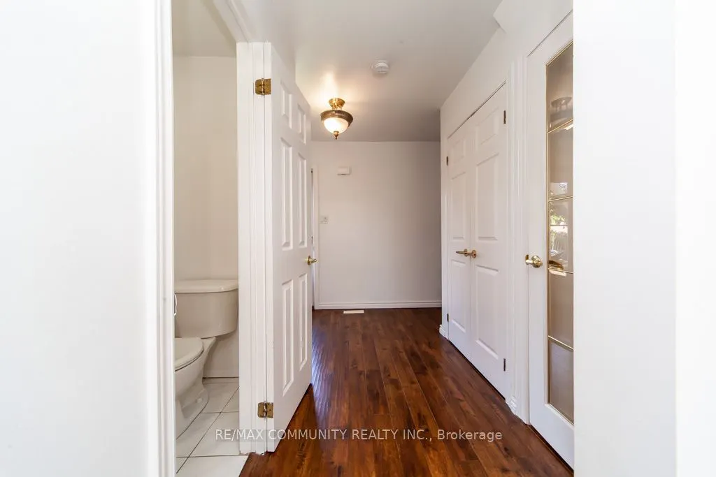 74 Fernbank Place