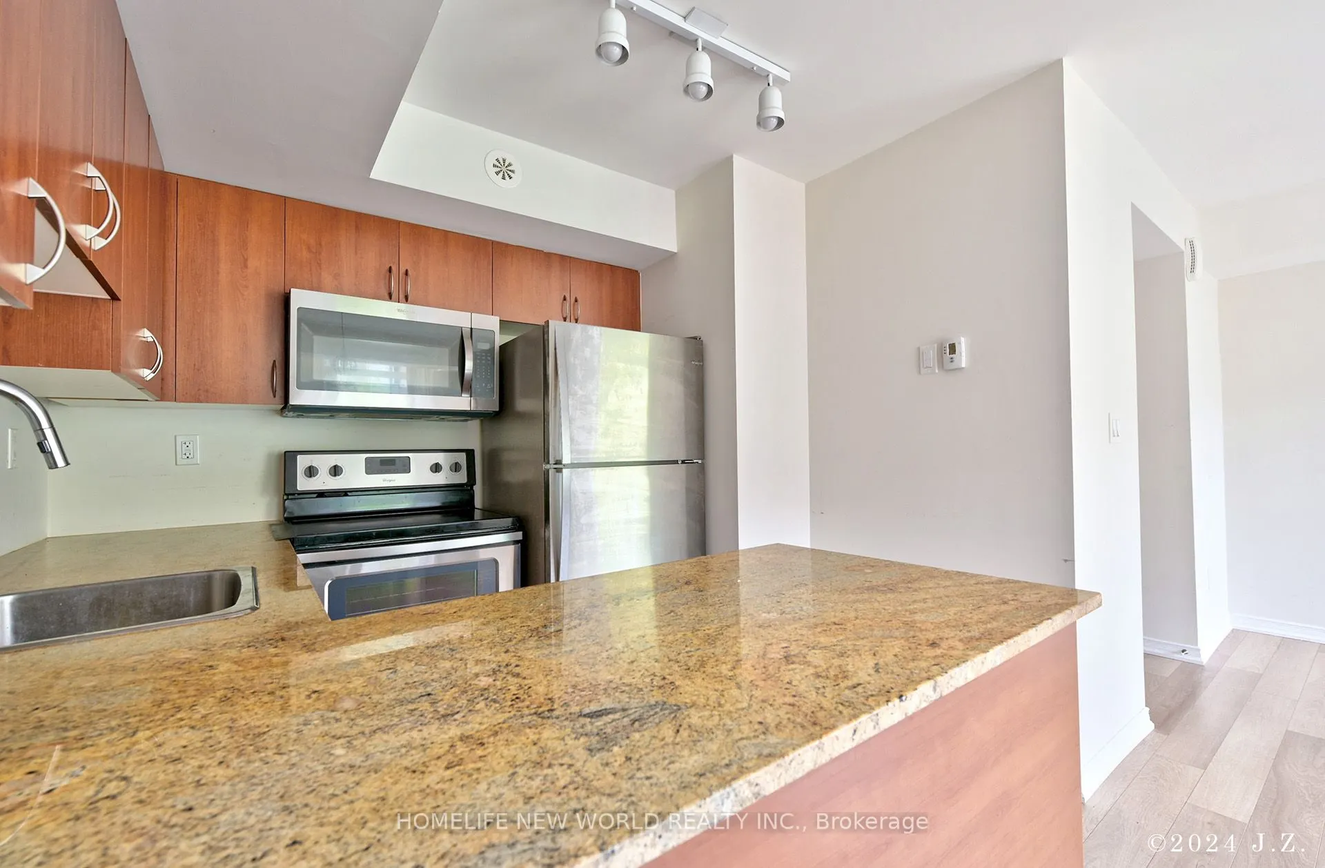 90 Orchid Place Drive #307