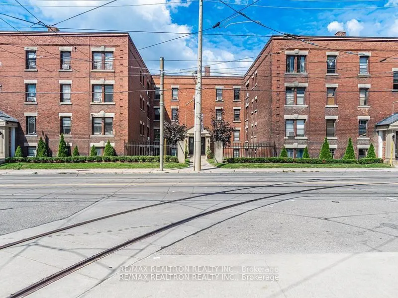 12 Kingston Road, #76