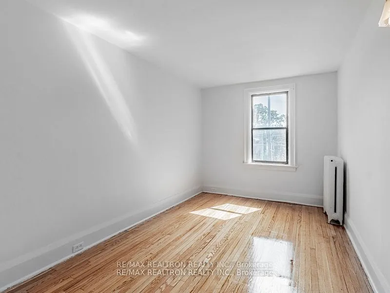 12 Kingston Road, #76
