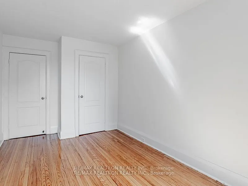 12 Kingston Road, #76