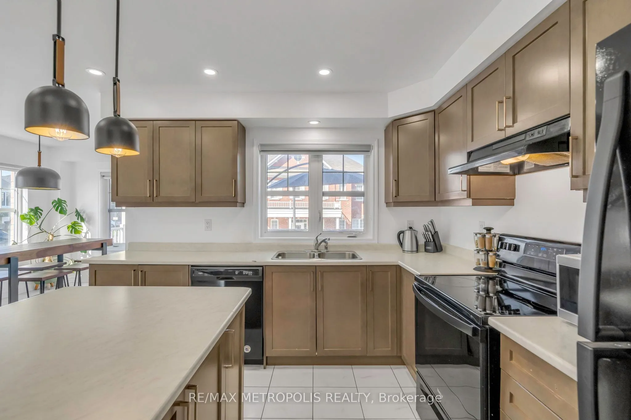 2700 Burkholder Drive