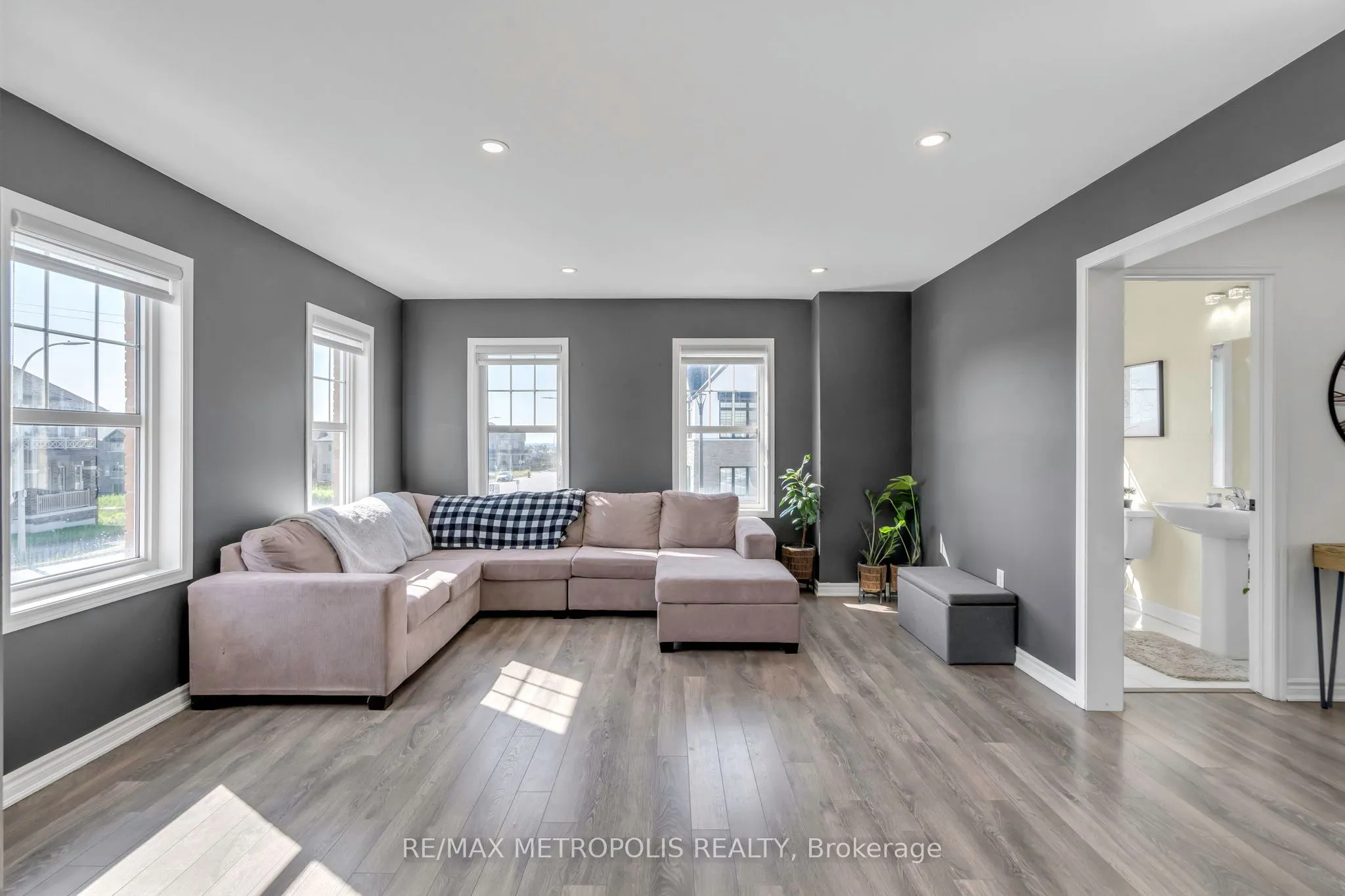 2700 Burkholder Drive