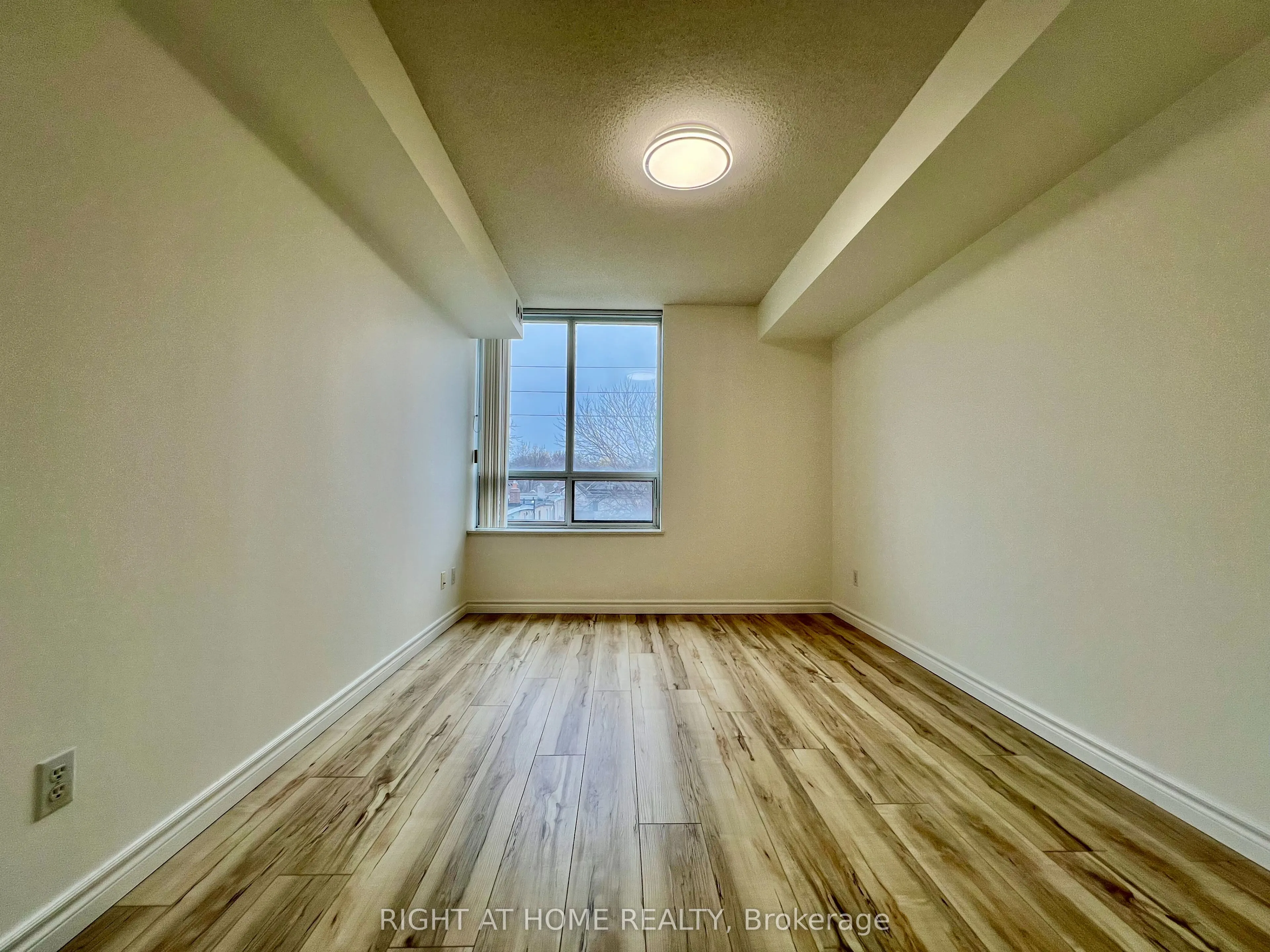 1797 Queen Street E, #305