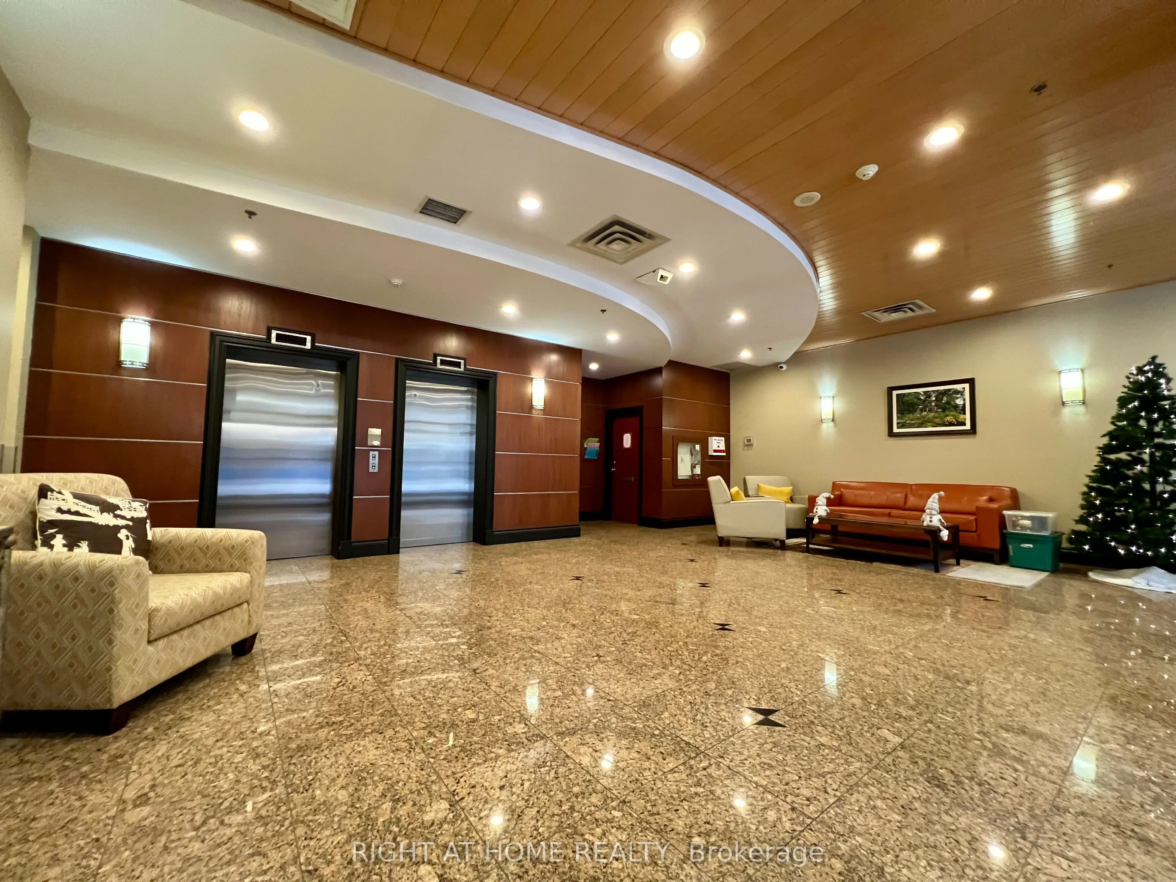 1797 Queen Street E, #305