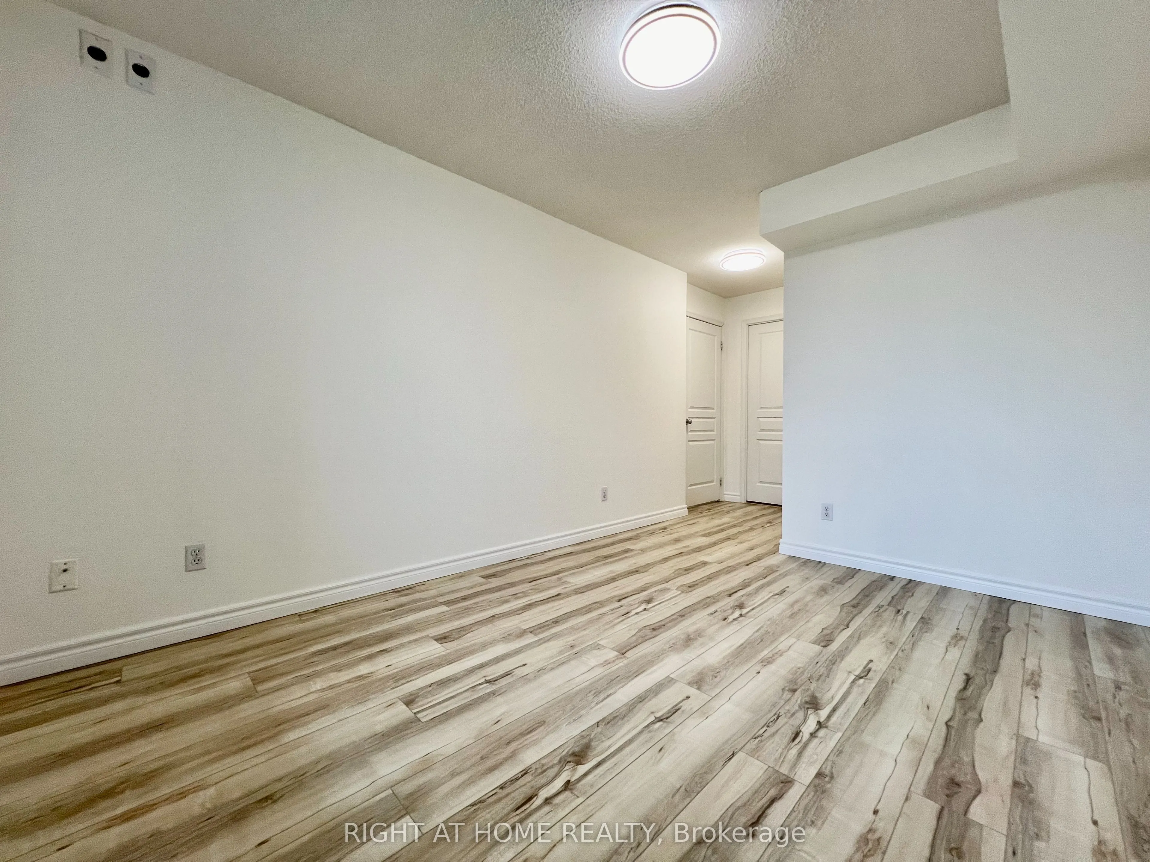1797 Queen Street E, #305