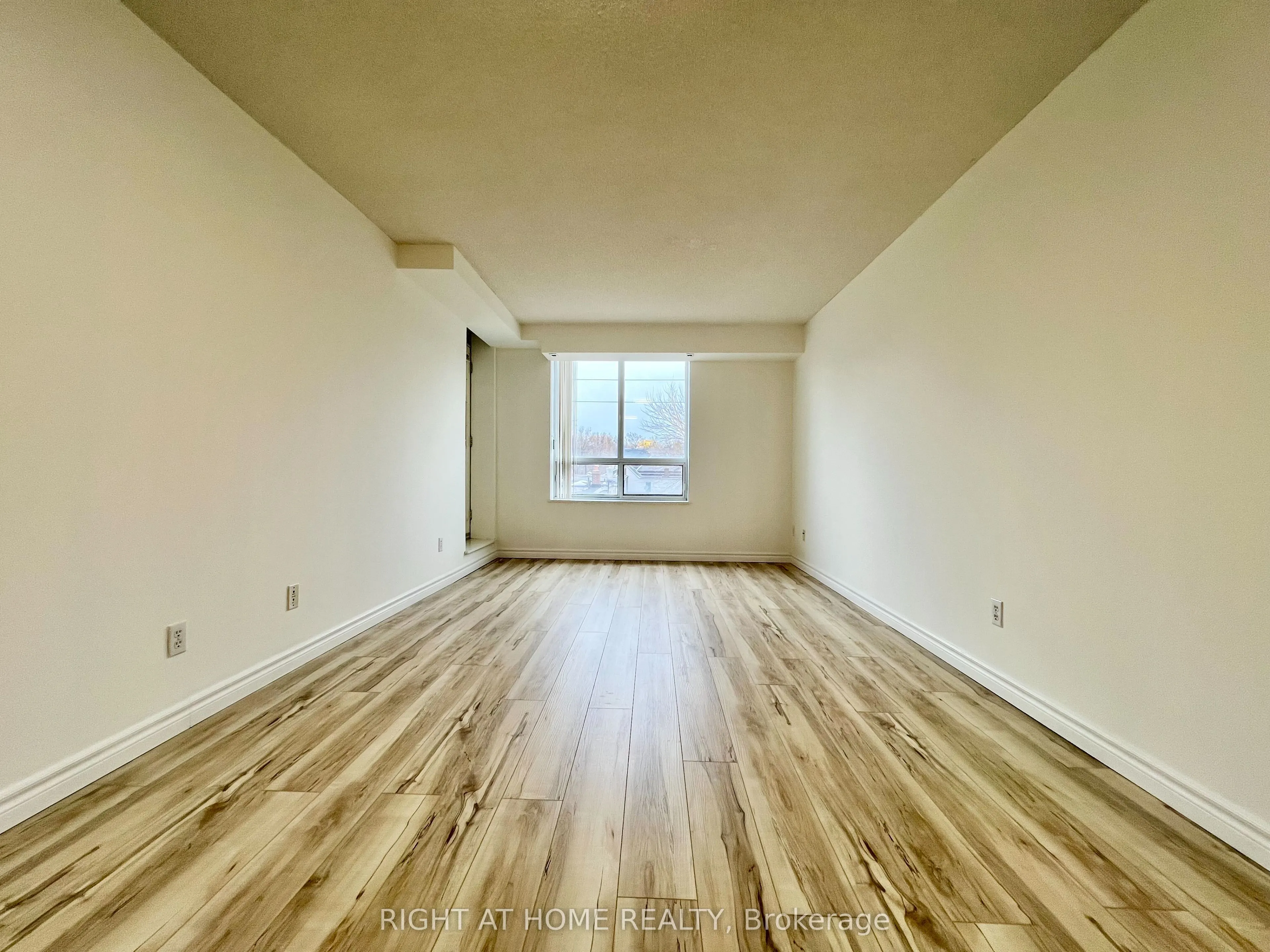 1797 Queen Street E, #305