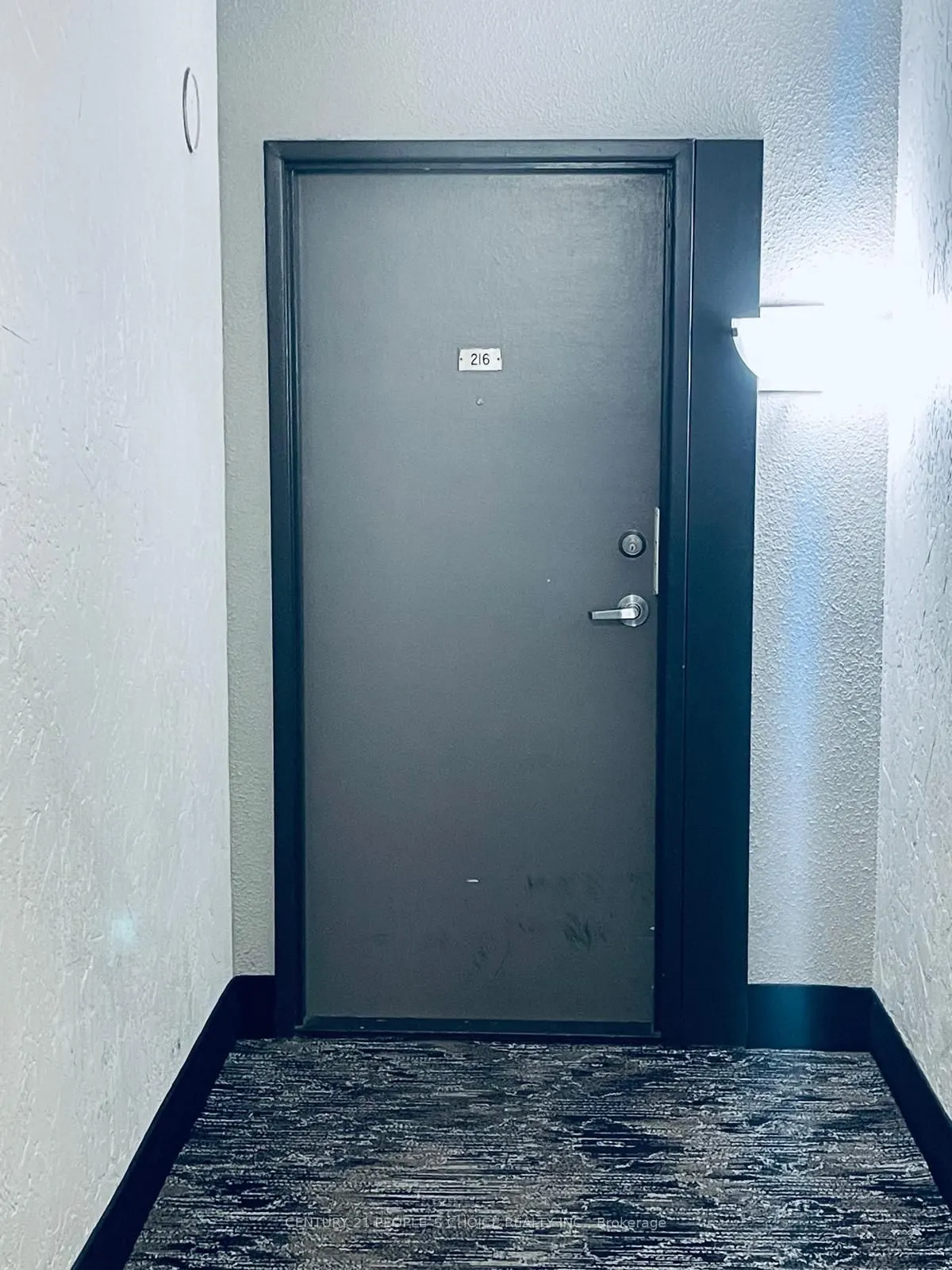 100 Wingarden Court, #216