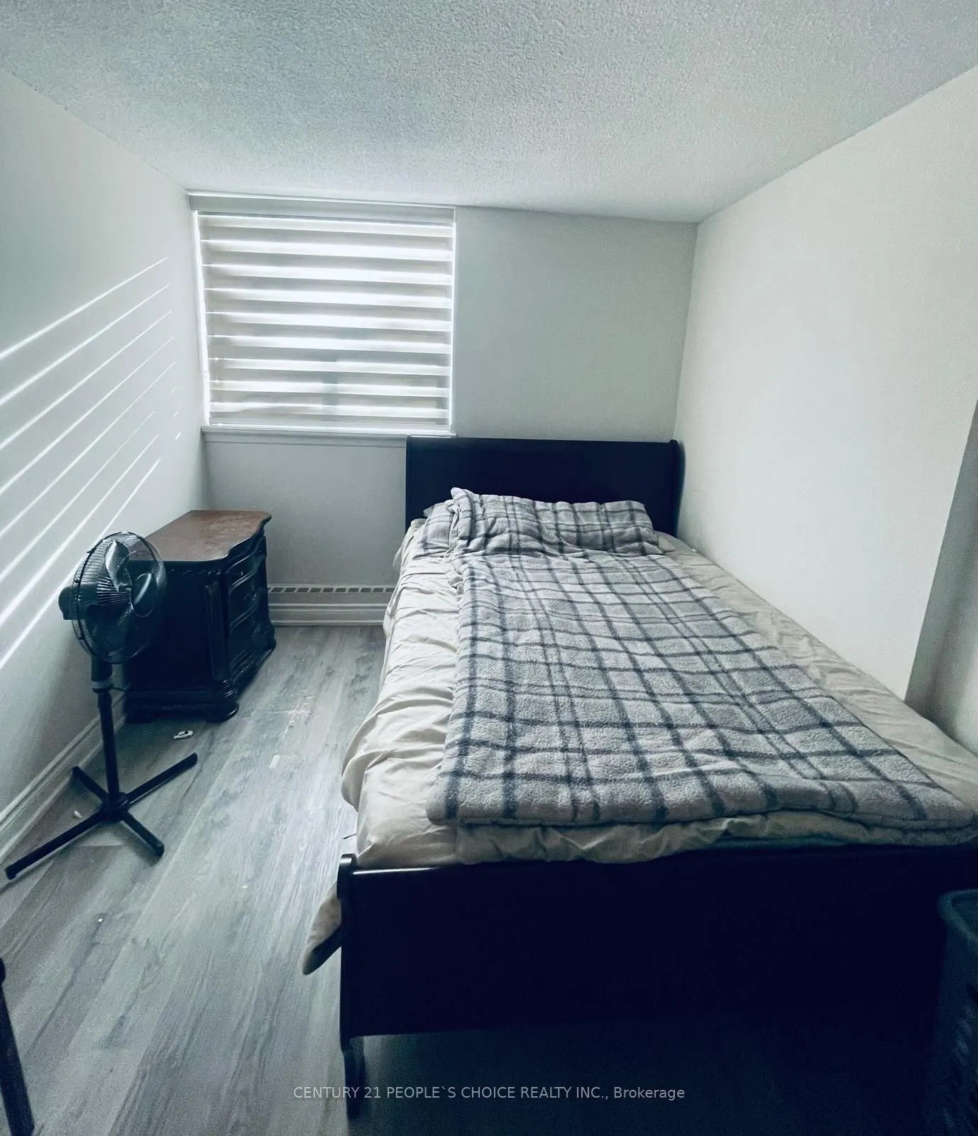 100 Wingarden Court, #216